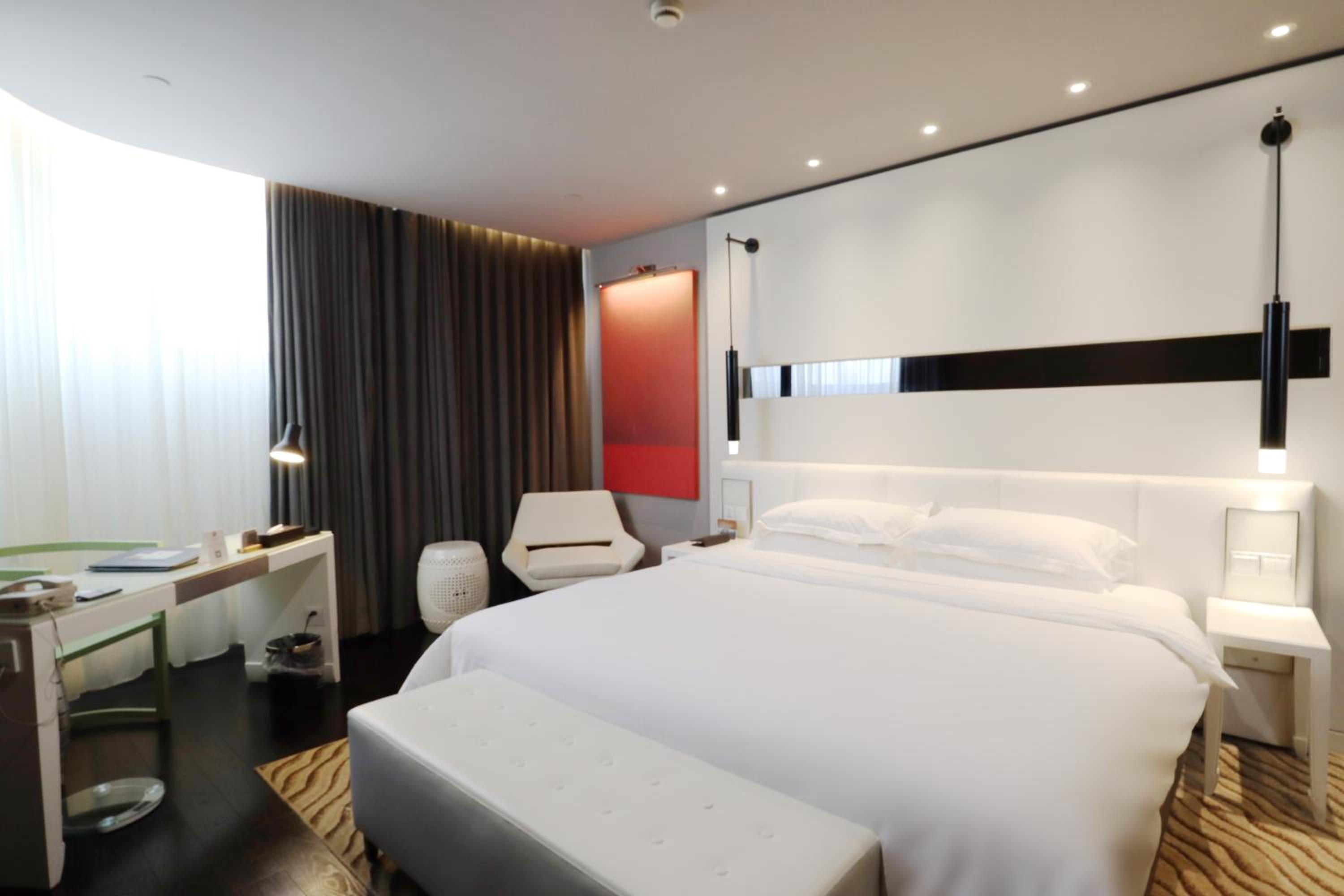Ultra Sassy Double Suite photo 2
