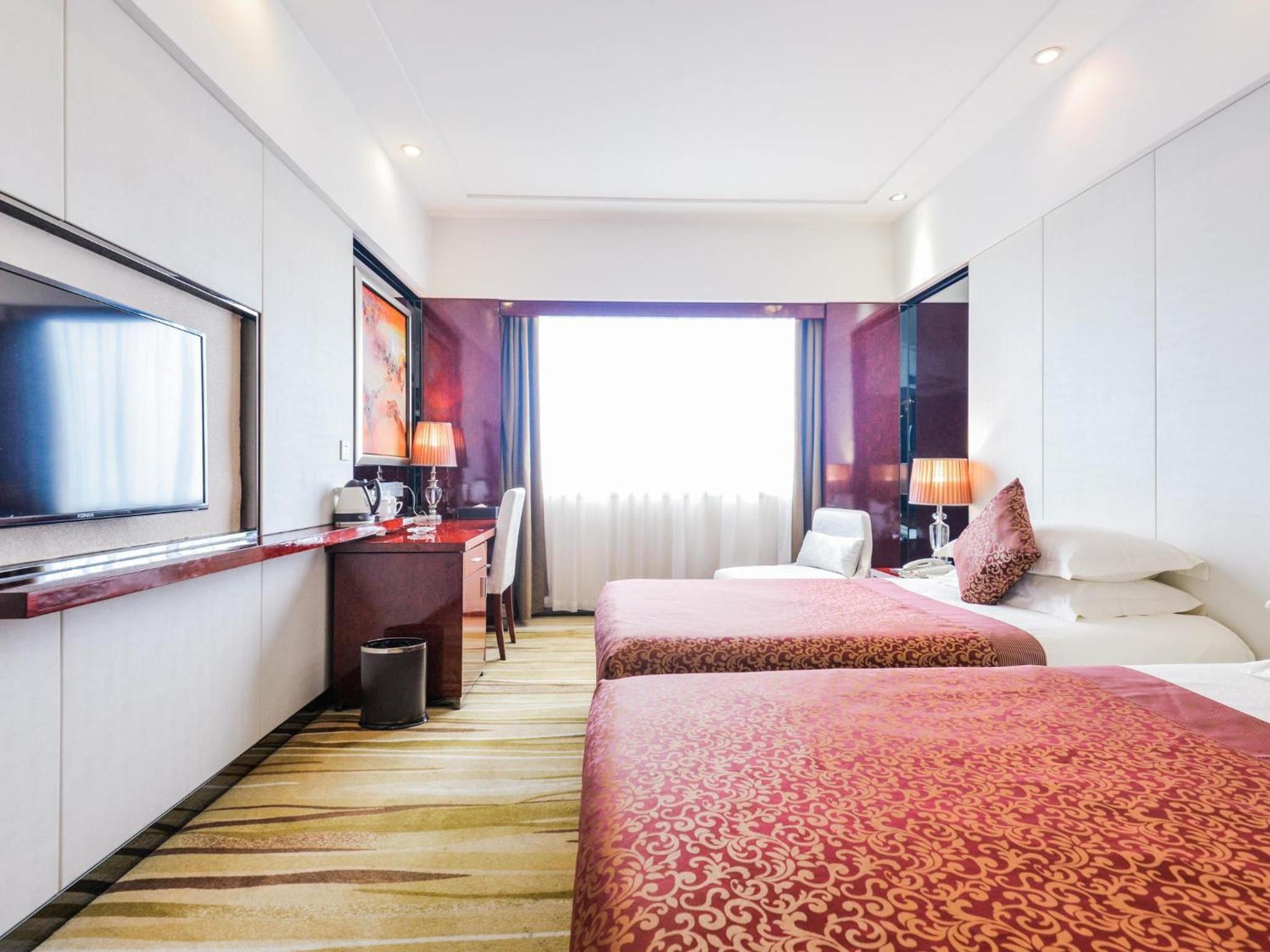 Deluxe Twin Room - Photo 3