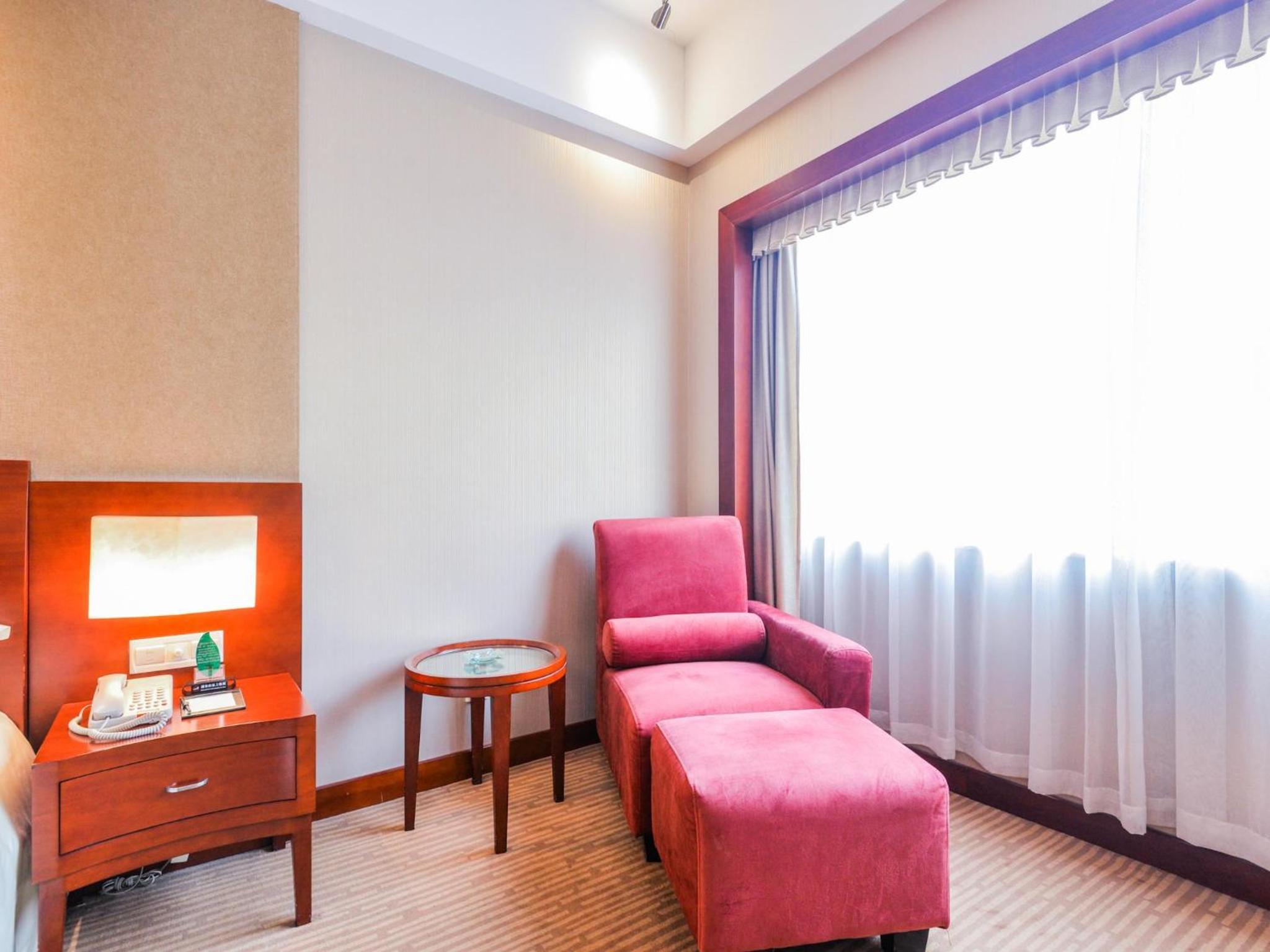 Business Twin Room - Photo 5