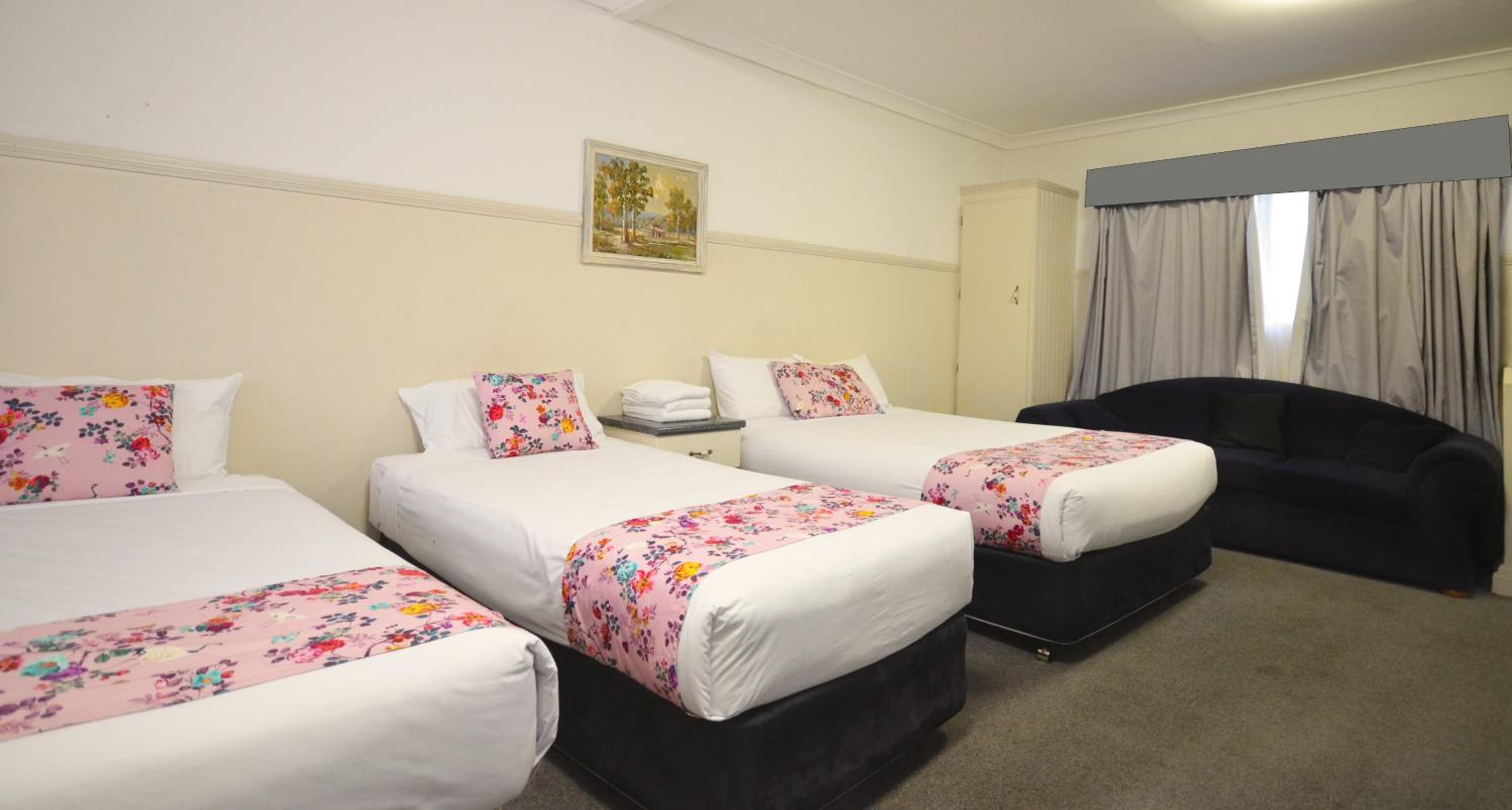 Family Suite 6