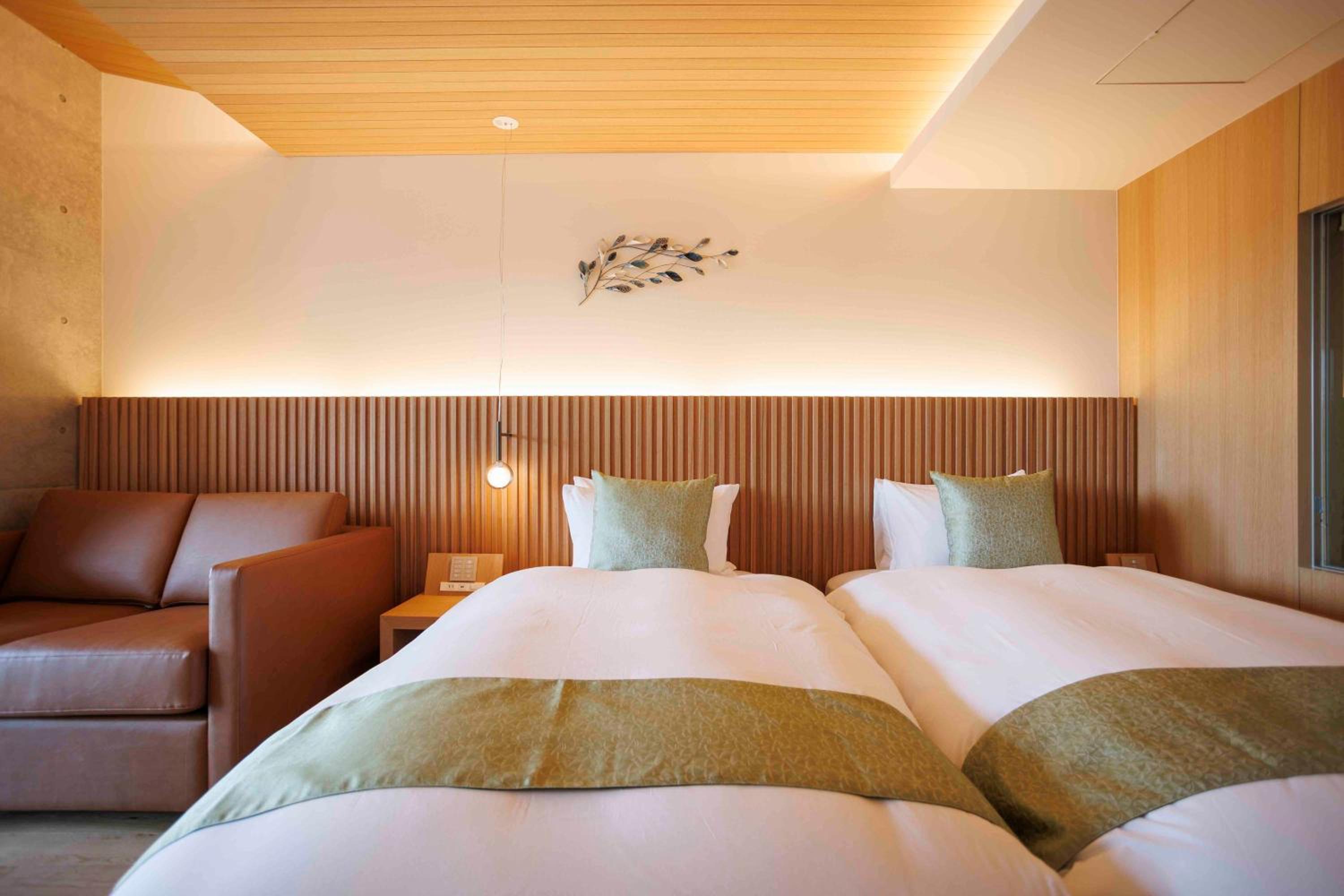Family Twin Room - Photo 5