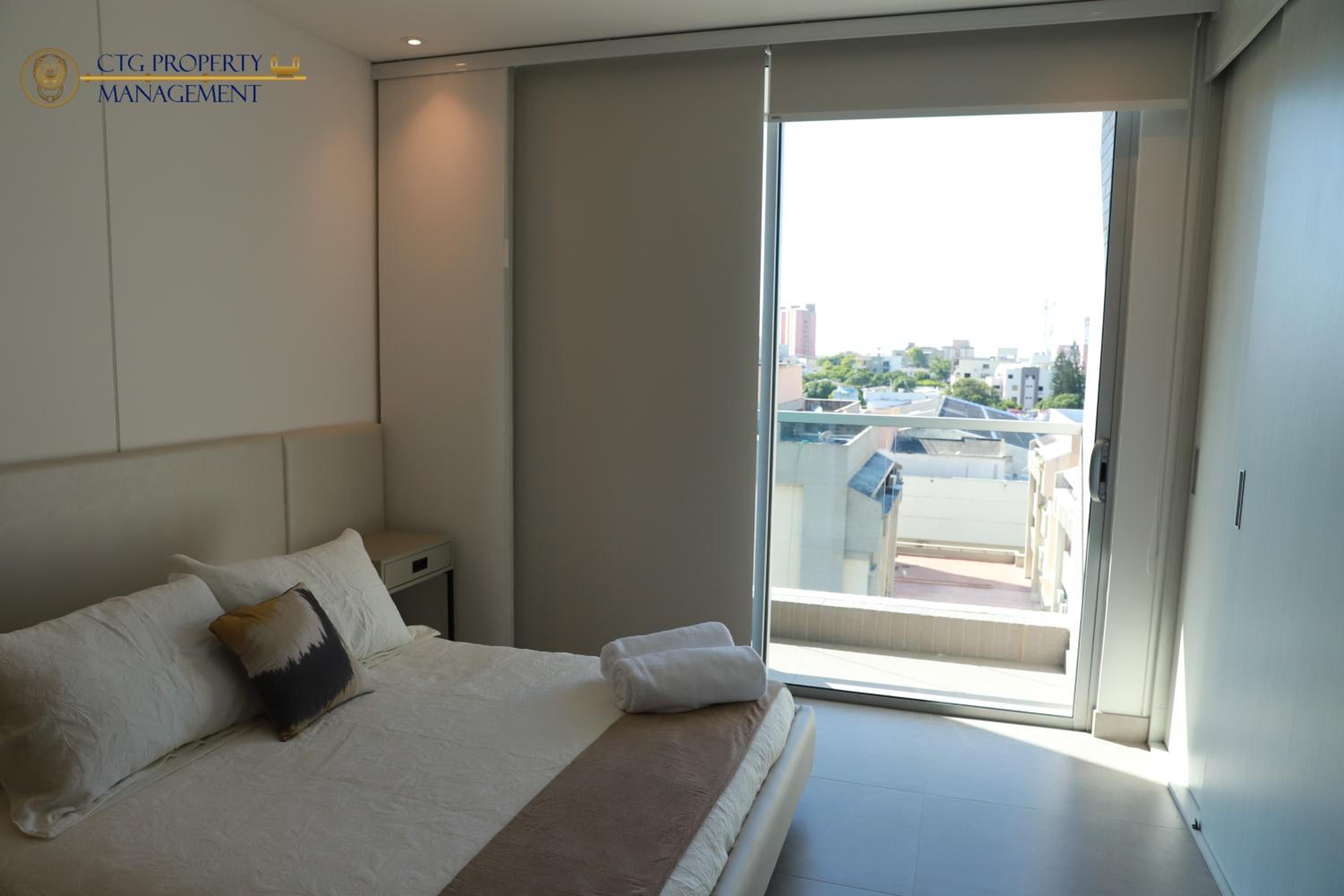Studio with Balcony