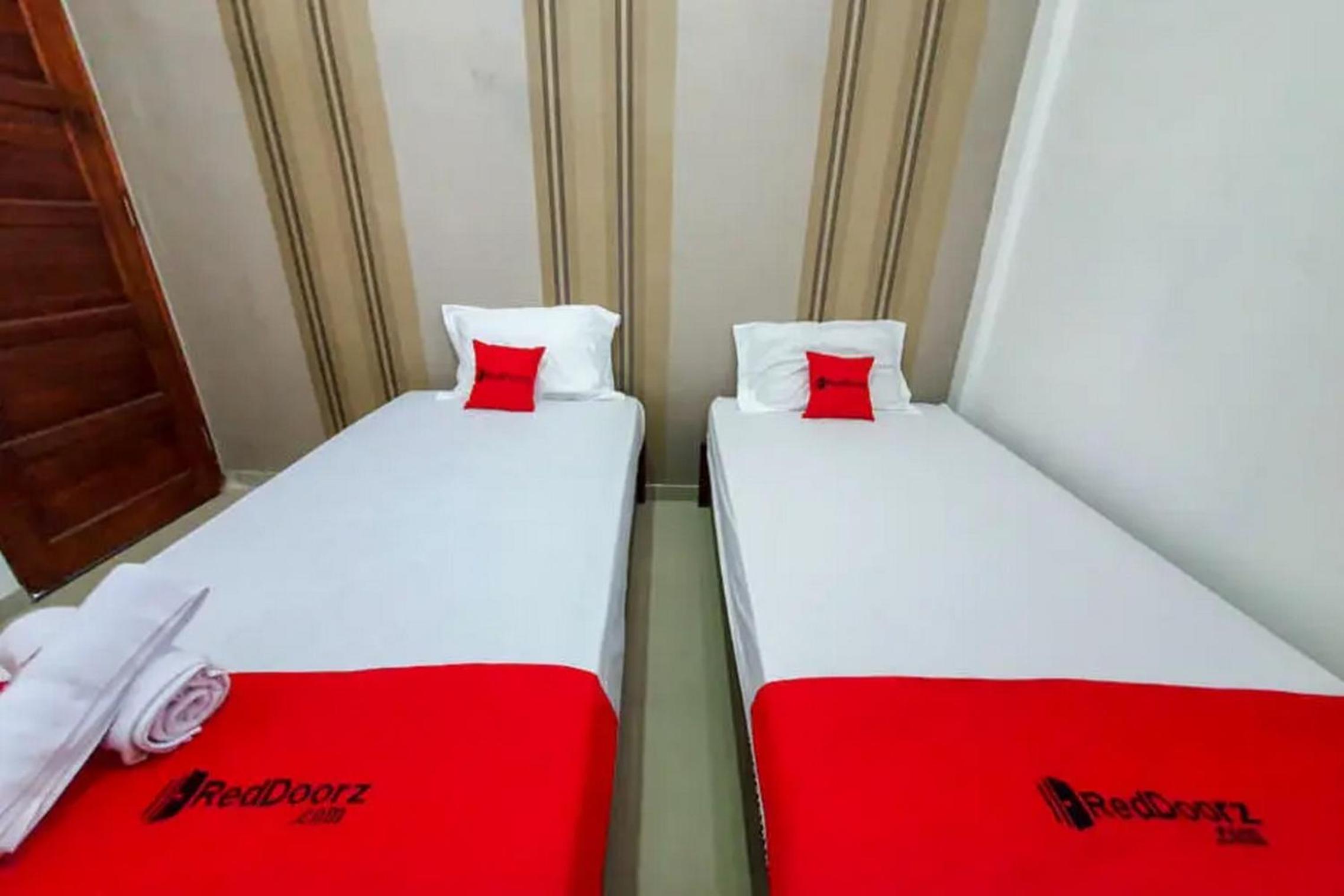 Twin Room - Photo 1