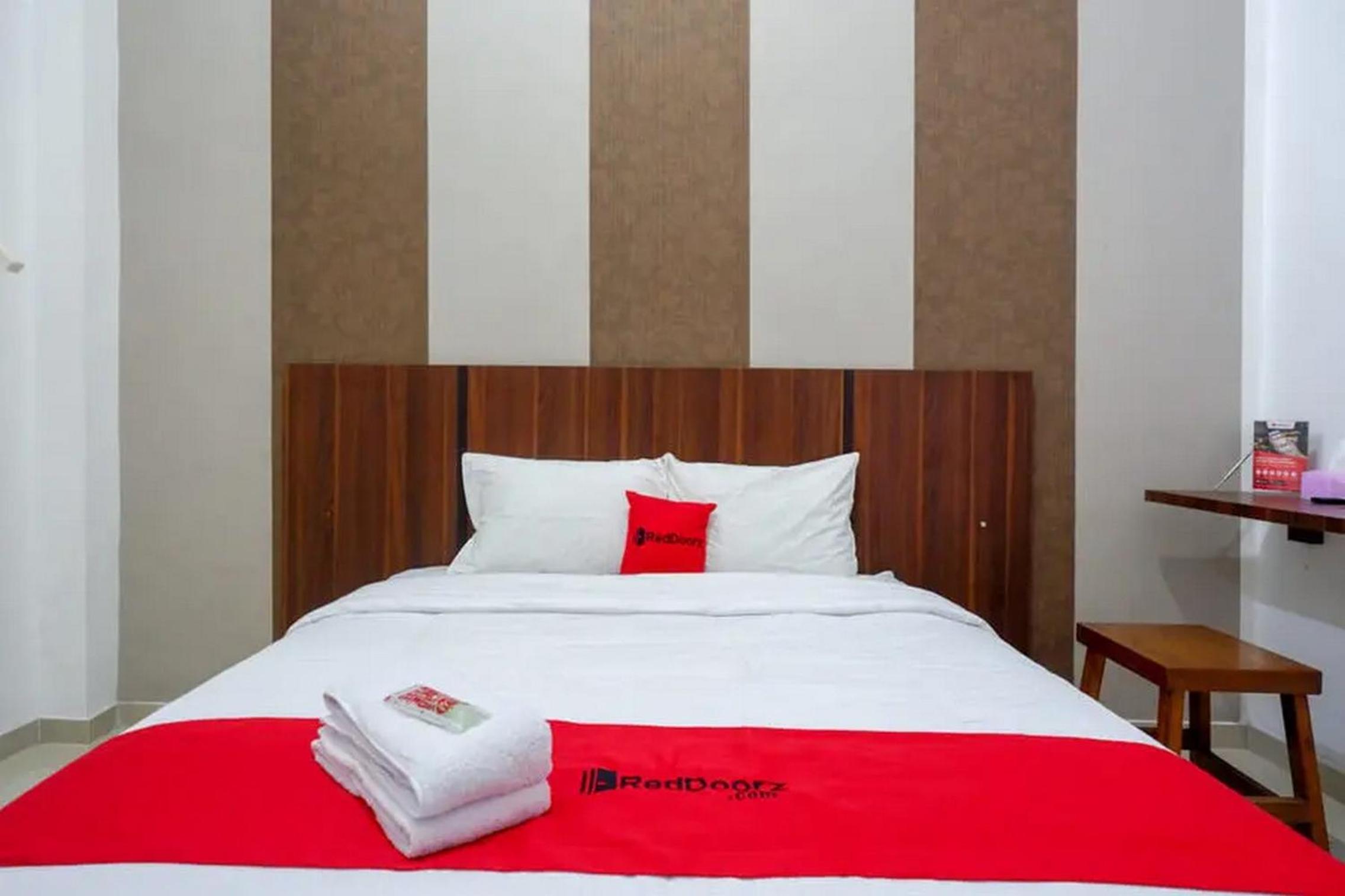 Double Room - Photo 8