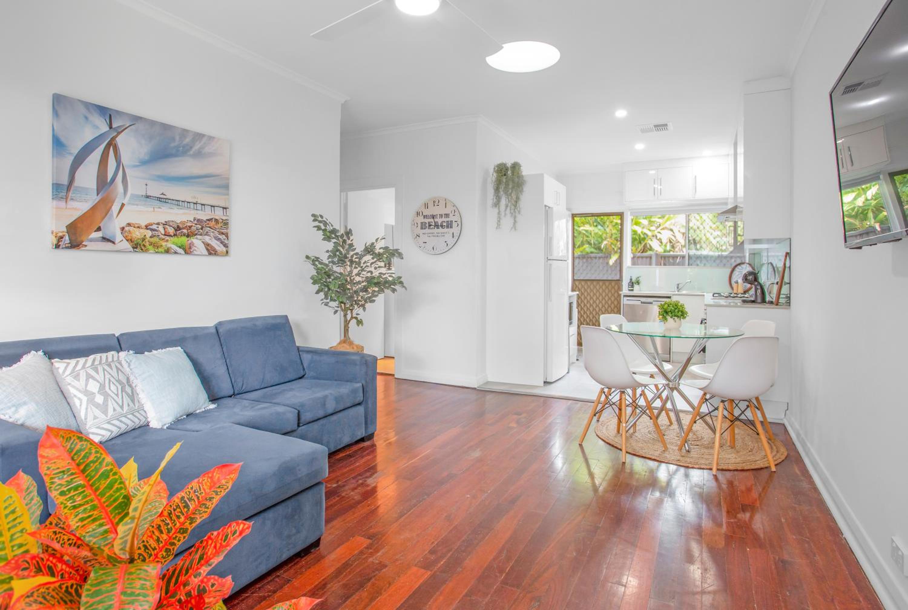 Apartment photo 1