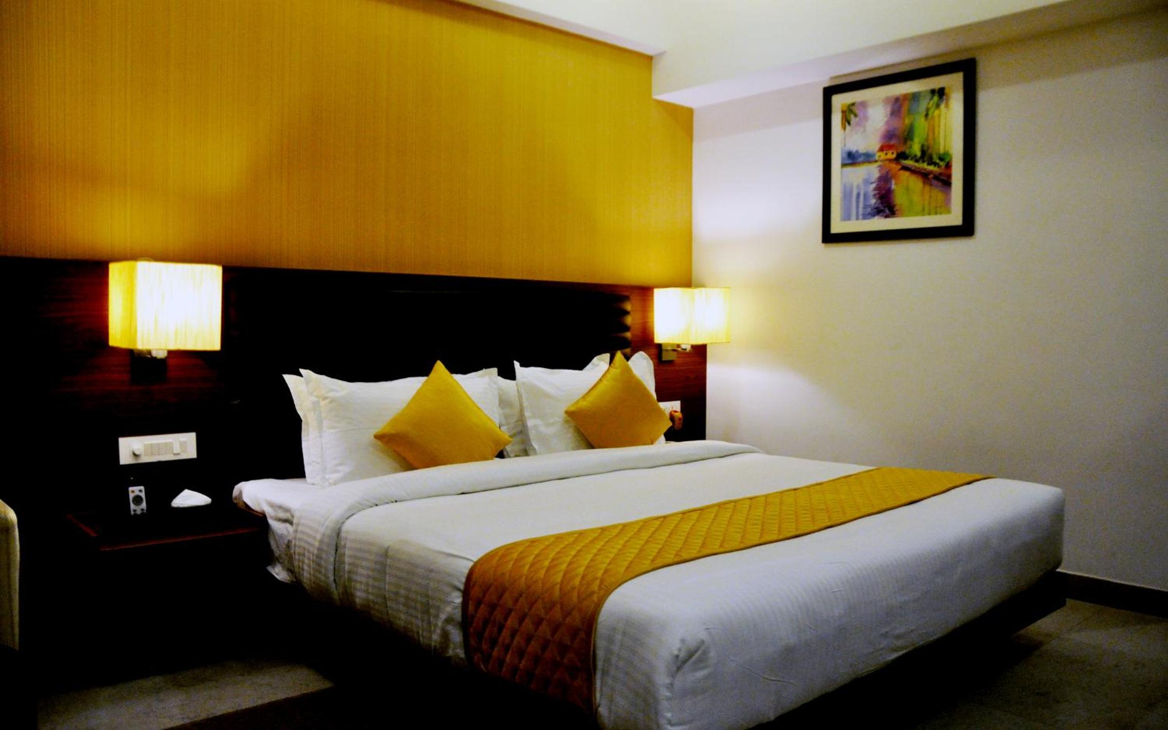 Deluxe Room with 15% off on session of 60 mins Spa