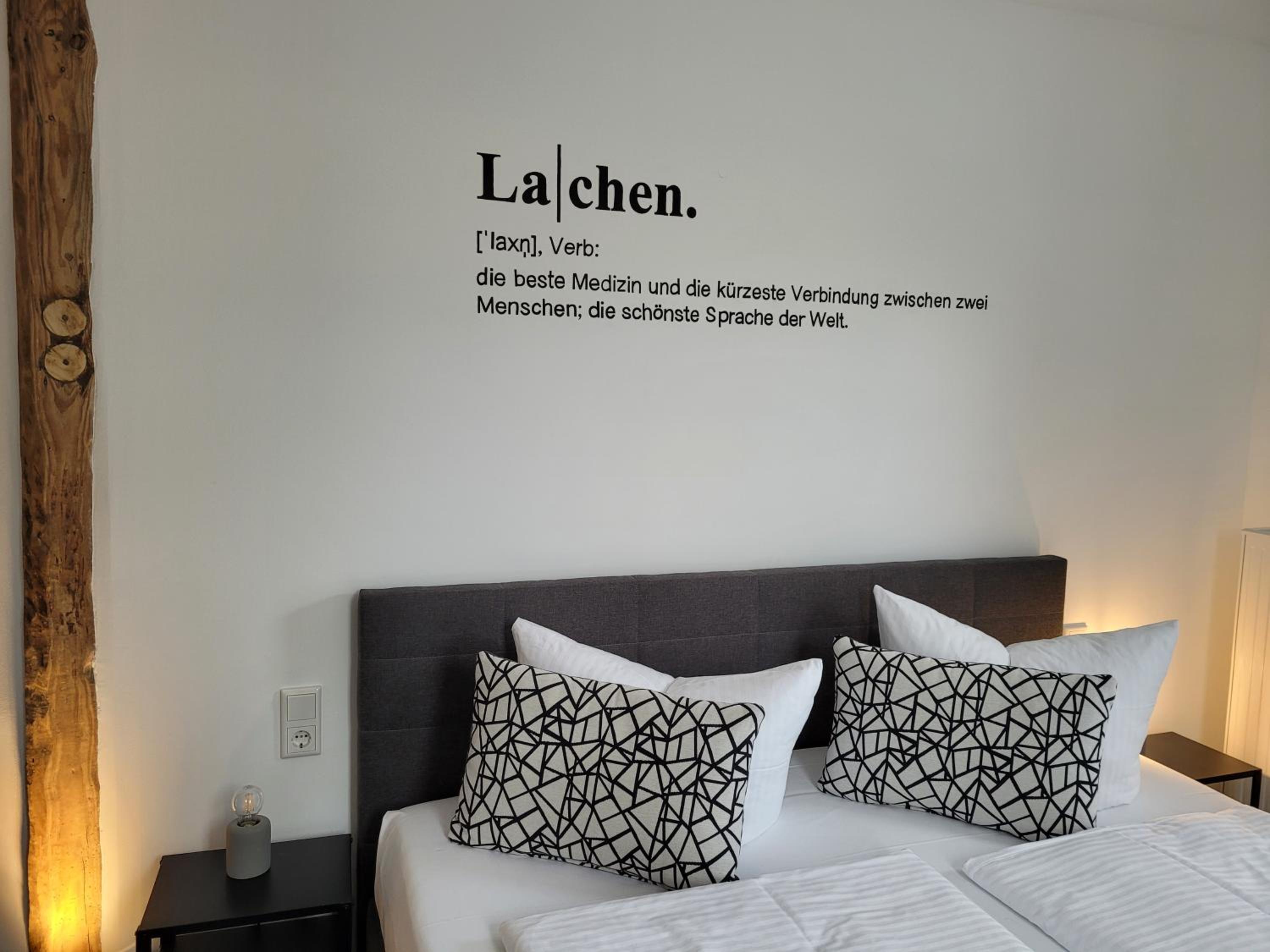 Double Room - Photo 5