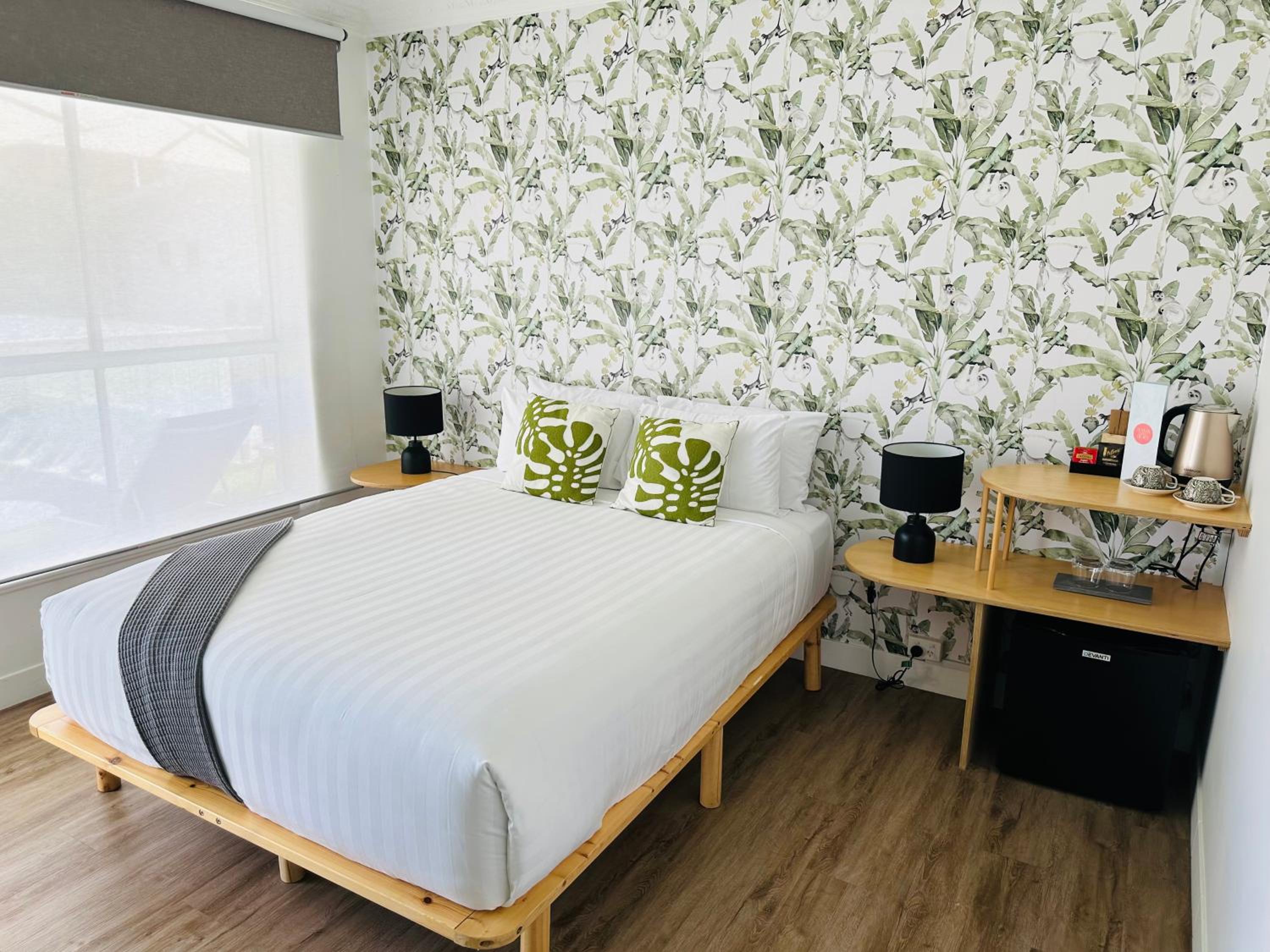 Queen Room with Balcony