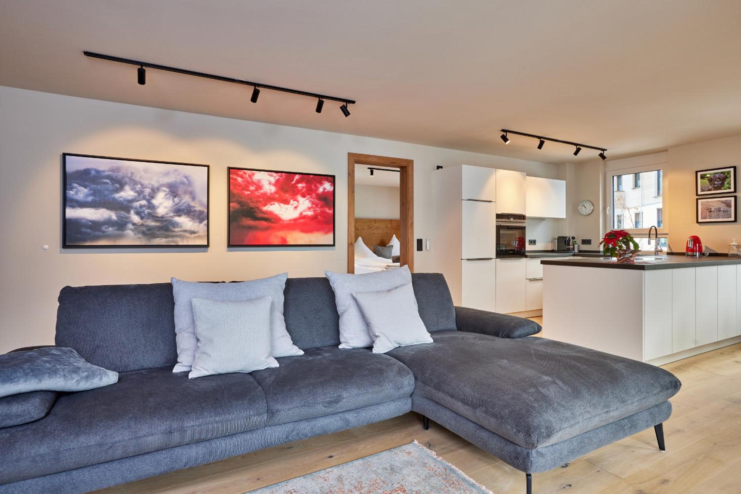Apartment with Mountain View photo 1