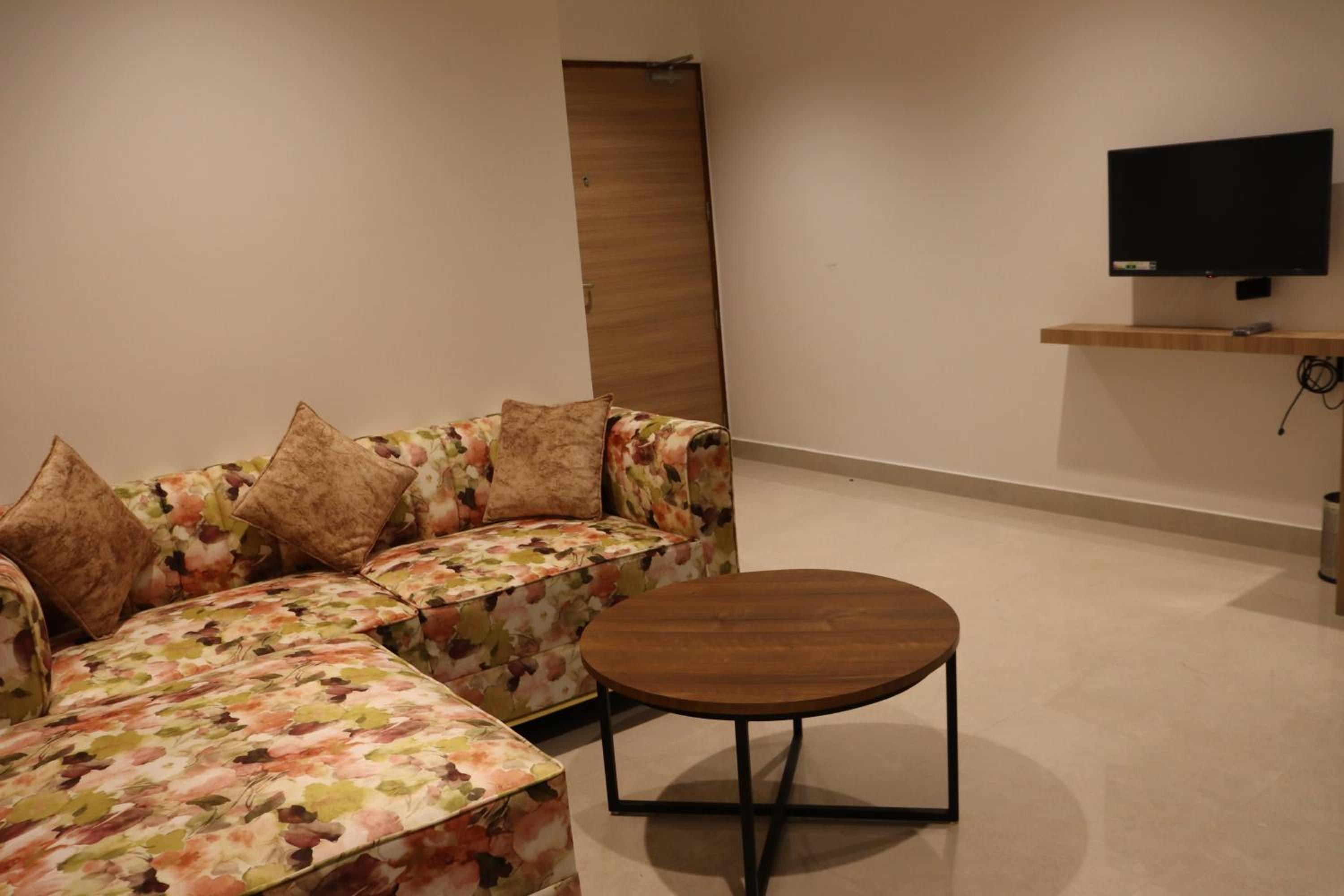 Family Suite - Photo 8