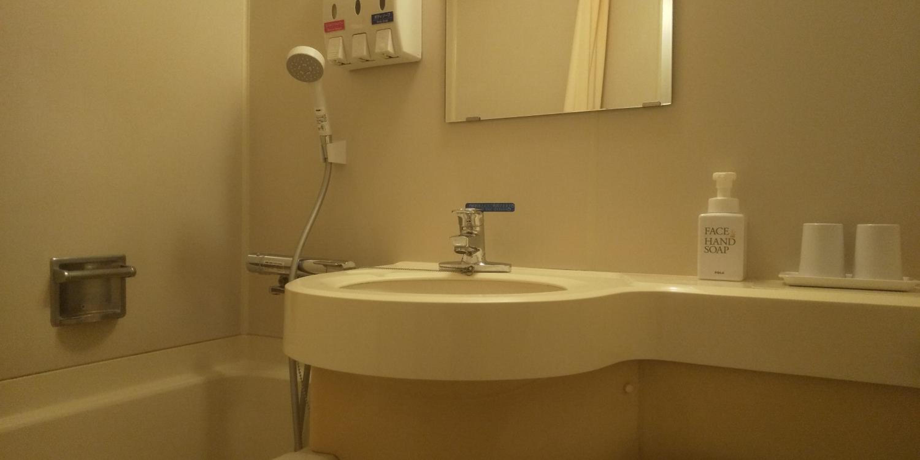 Double Room with Small Double Bed - Smoking photo 3