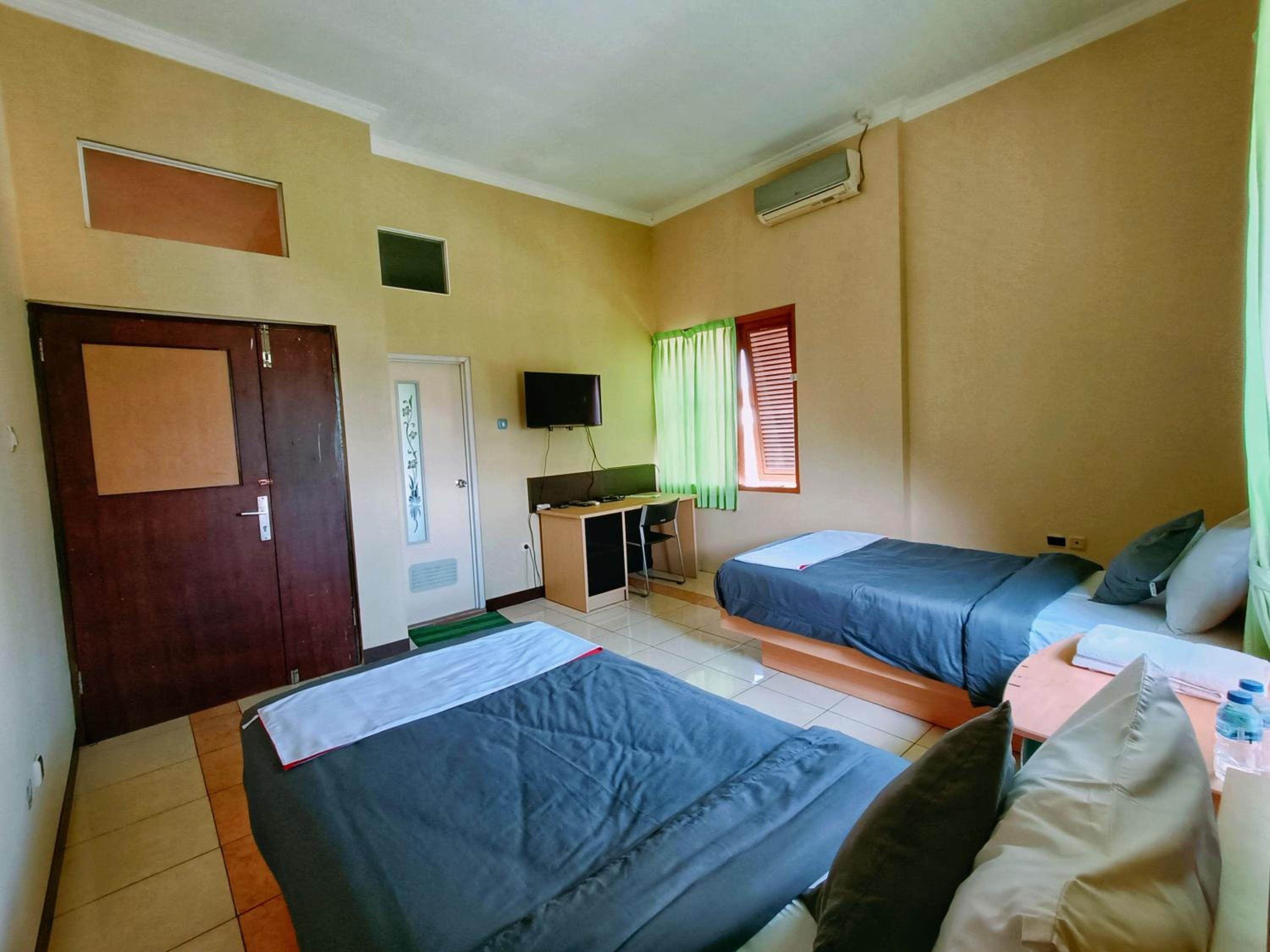 Standard Twin Room photo 1