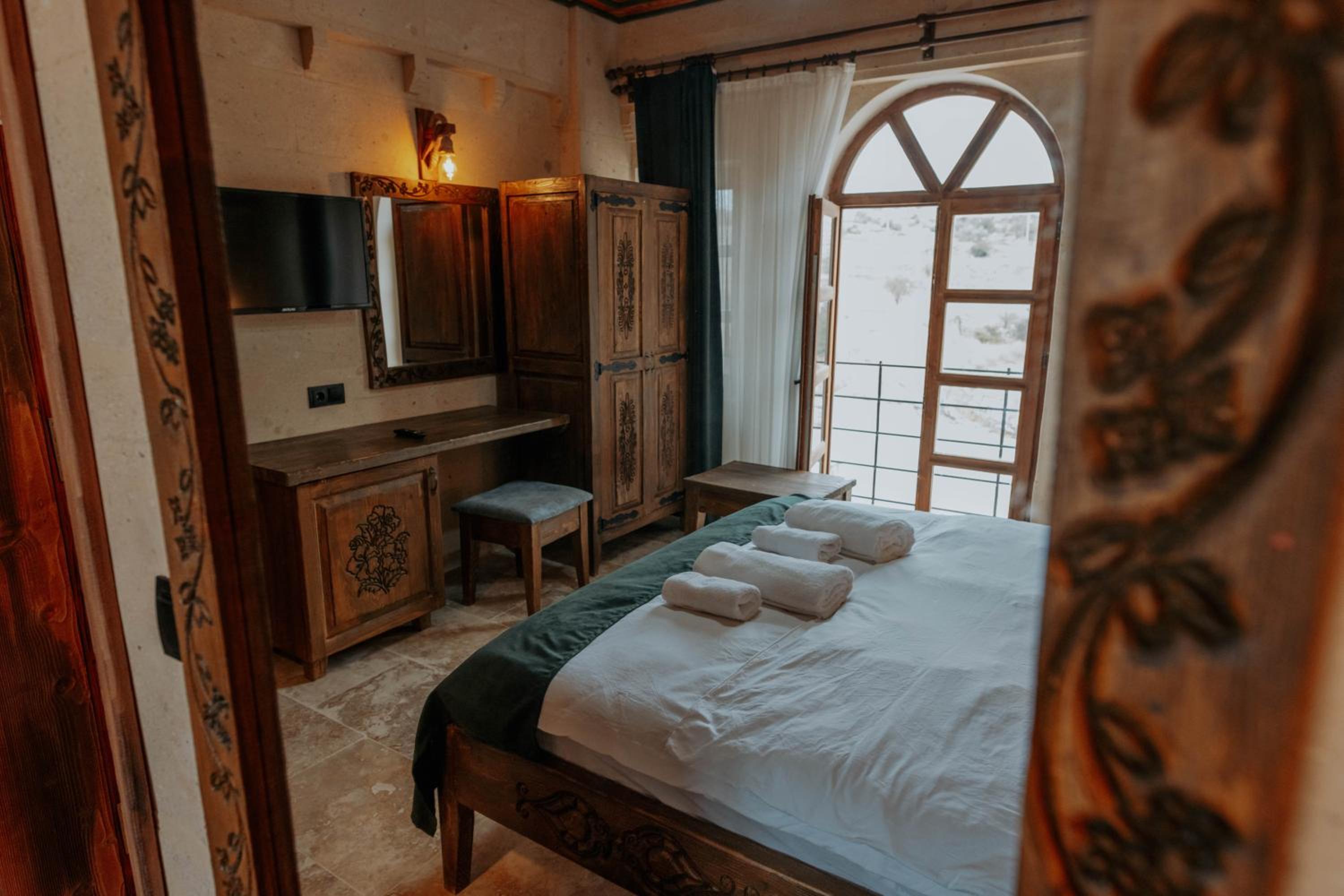 Standard Double Room - Photo 14