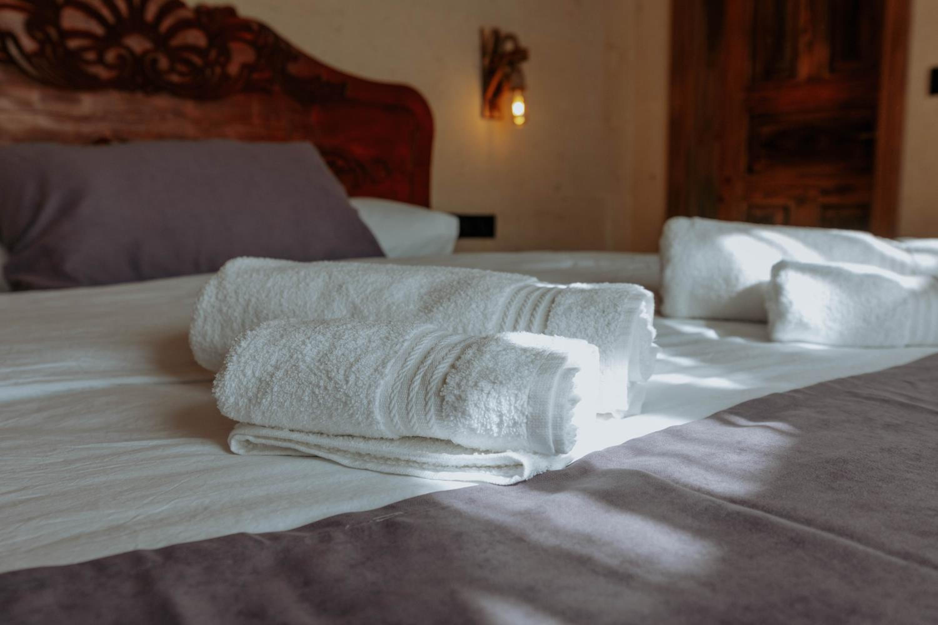 Standard Double Room - Photo 22