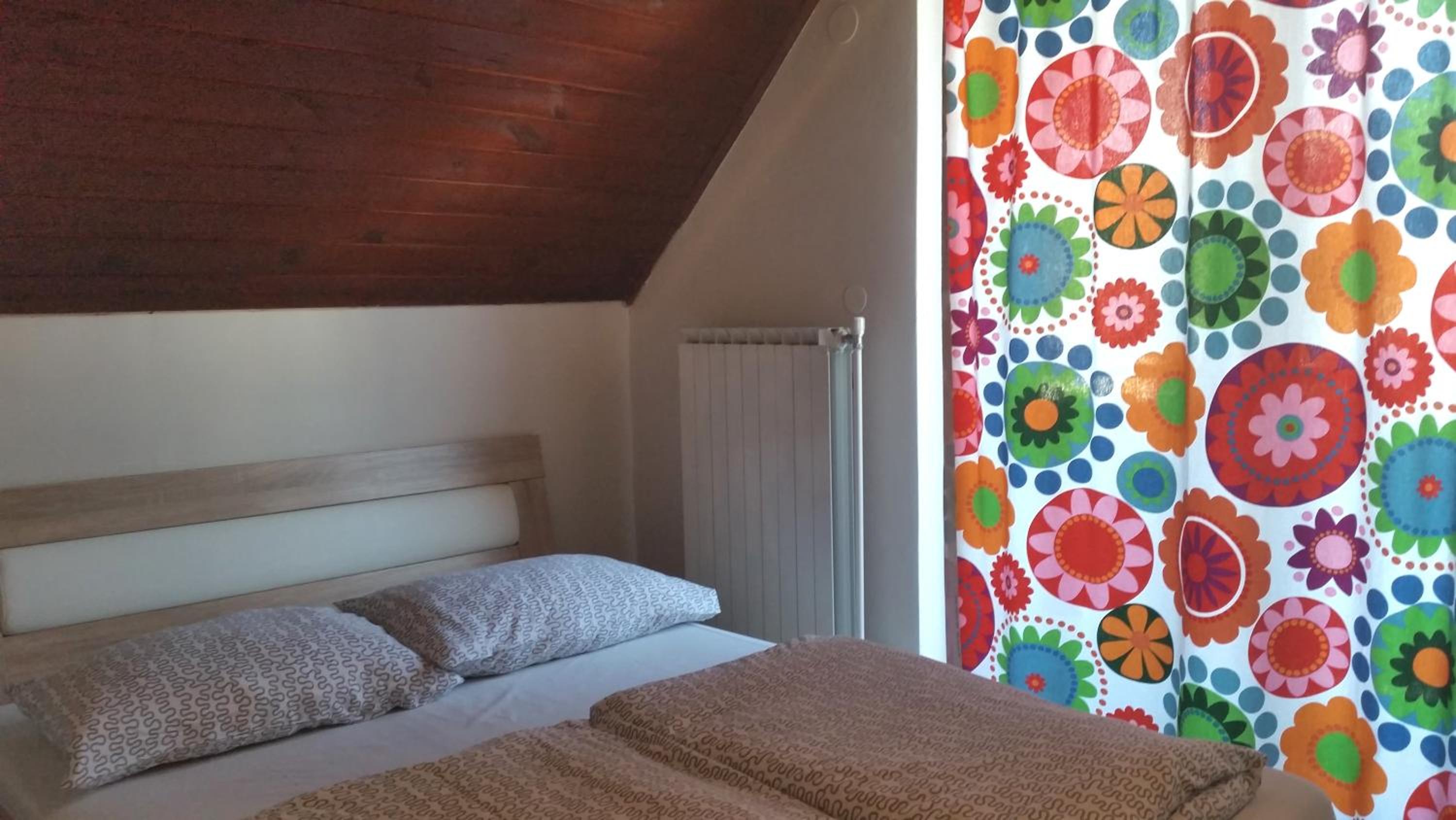Double Room with Shared Bathroom photo 3