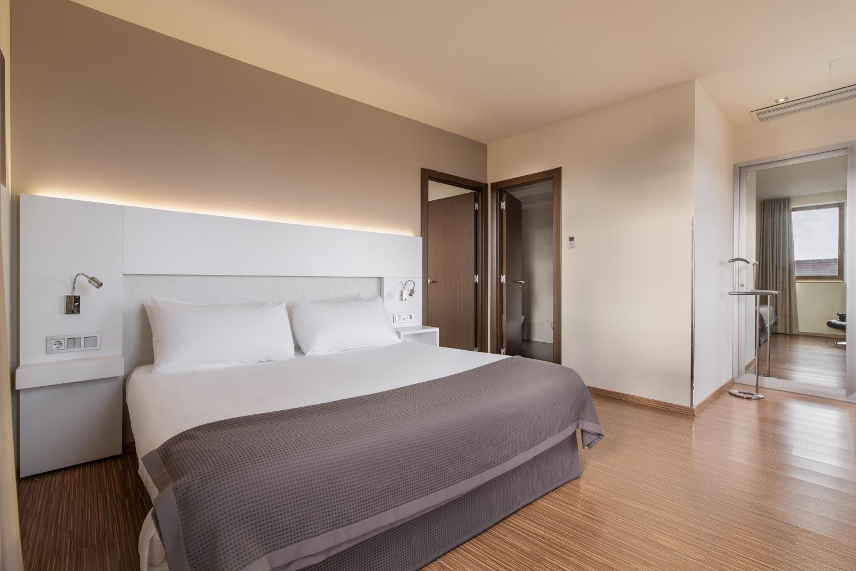 Superior Double Room - Photo 2