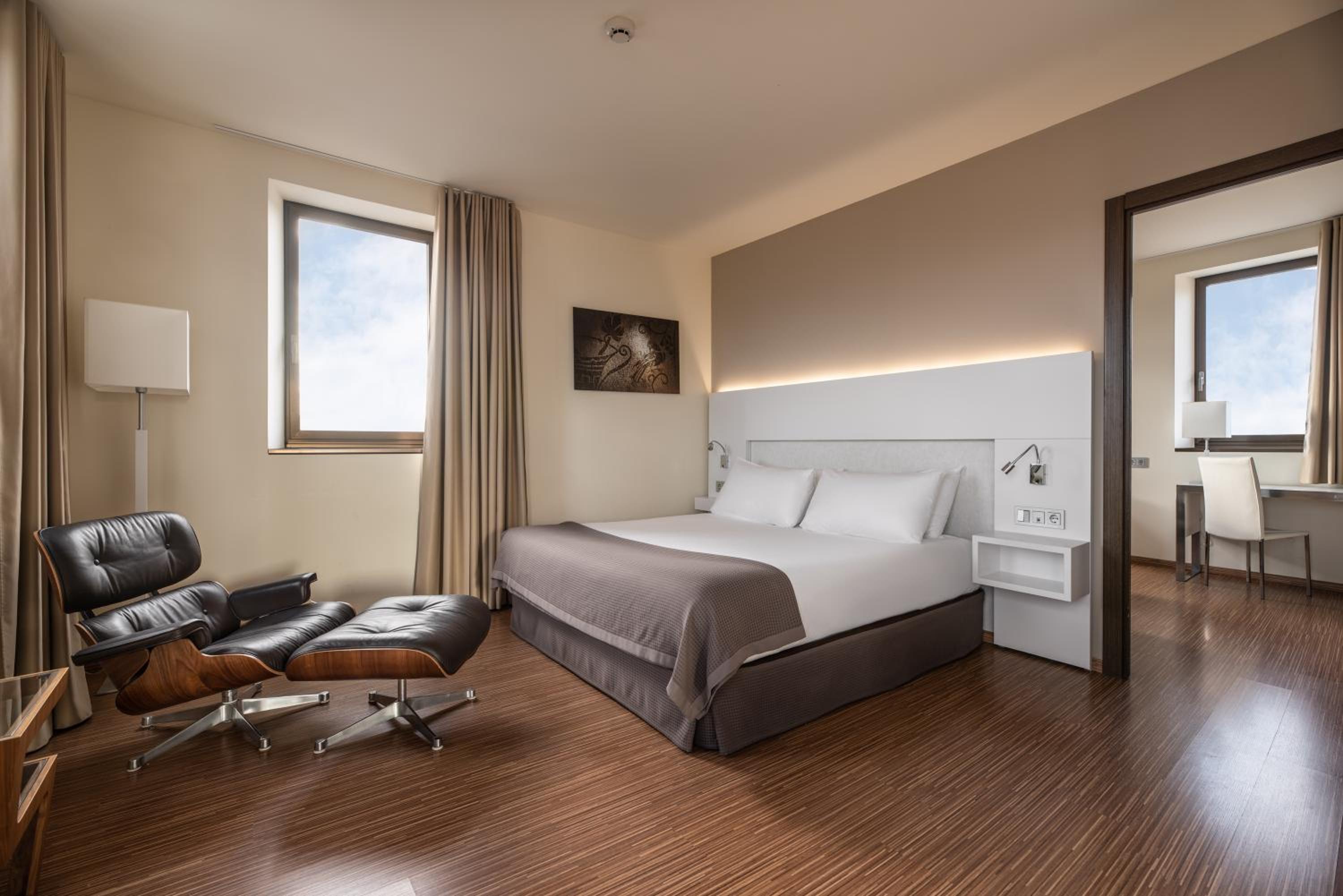 Superior Double Room - Photo 1