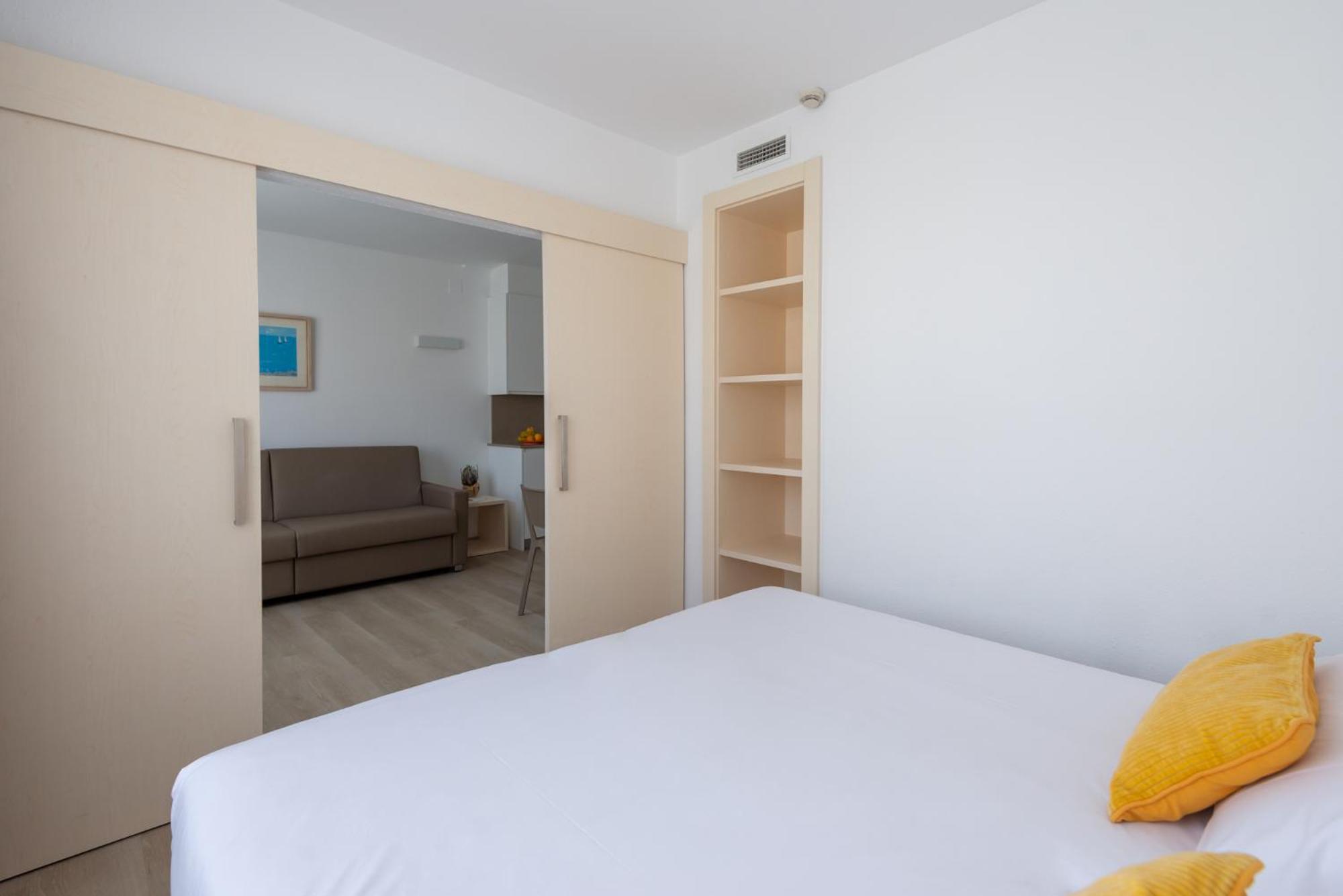 Superior Apartment - Photo 11
