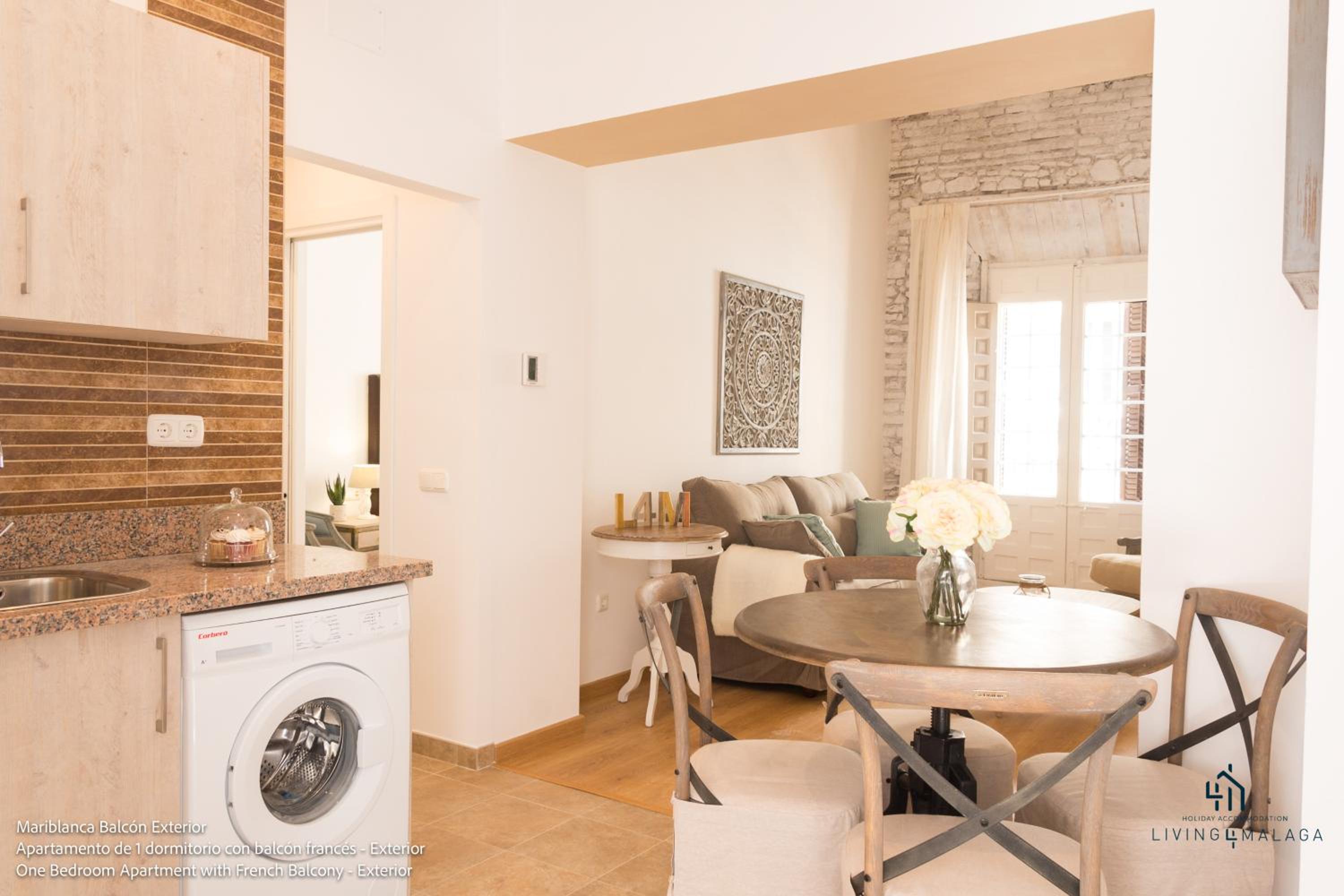 Apartamento de un dormitorio con balcón francés - Exterior