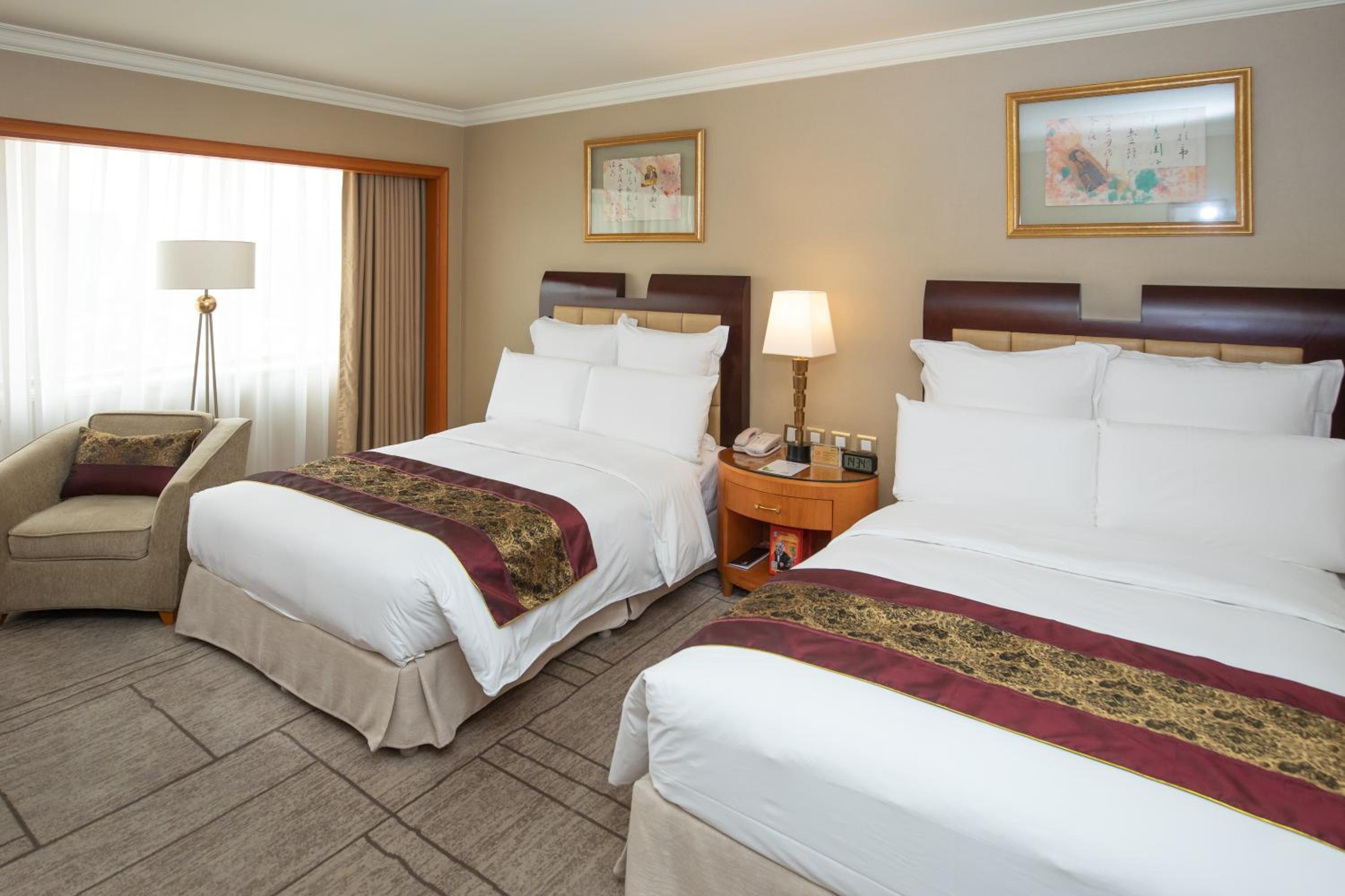 Club Floor Twin Room