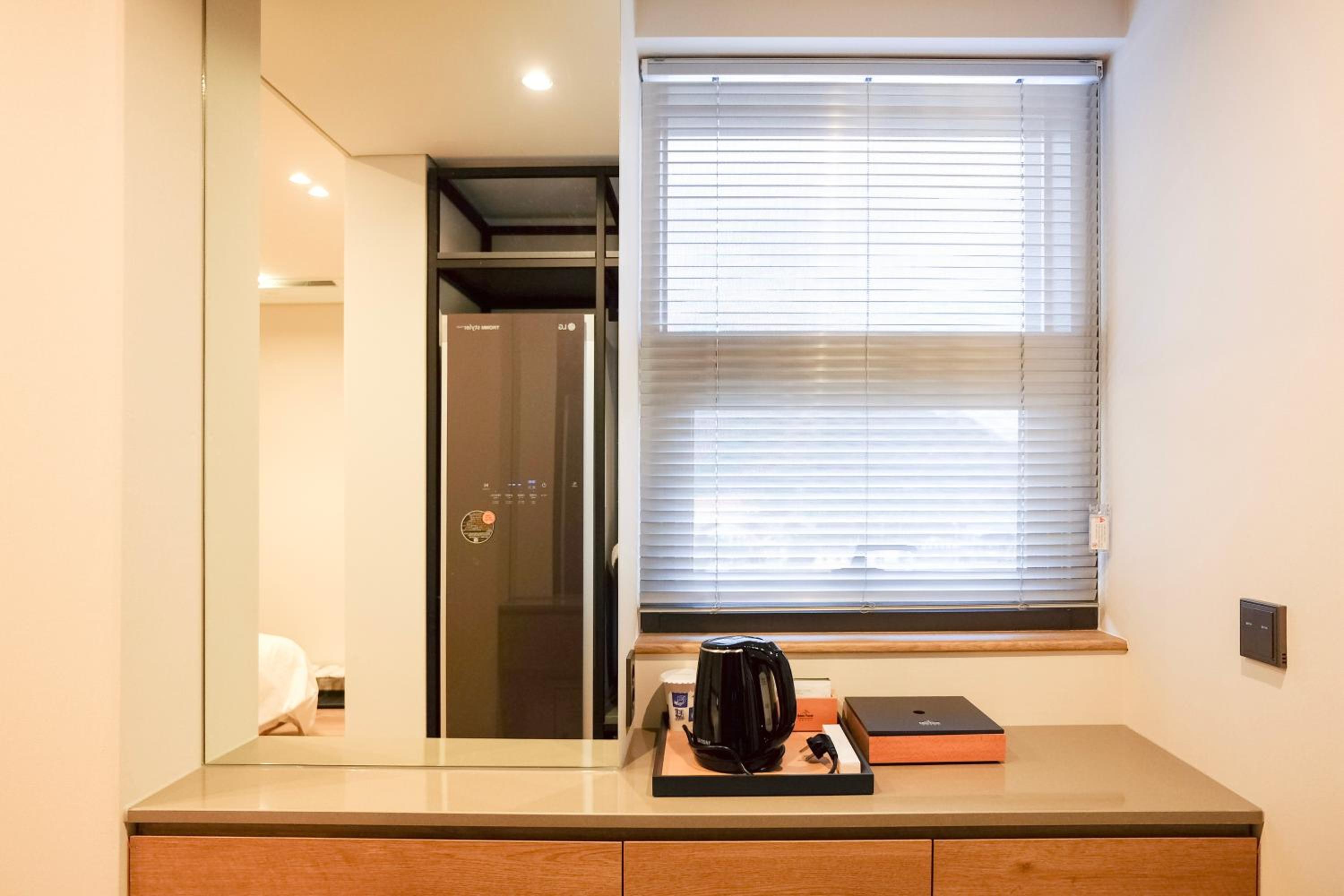 Double or Twin Room with Mountain View - Photo 9