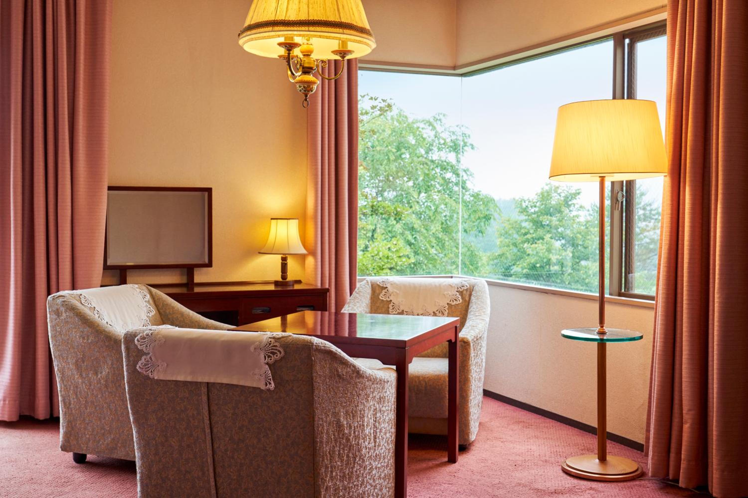 Deluxe Corner Twin Room - Mt. Asama Side  - Non-Smoking  photo 3