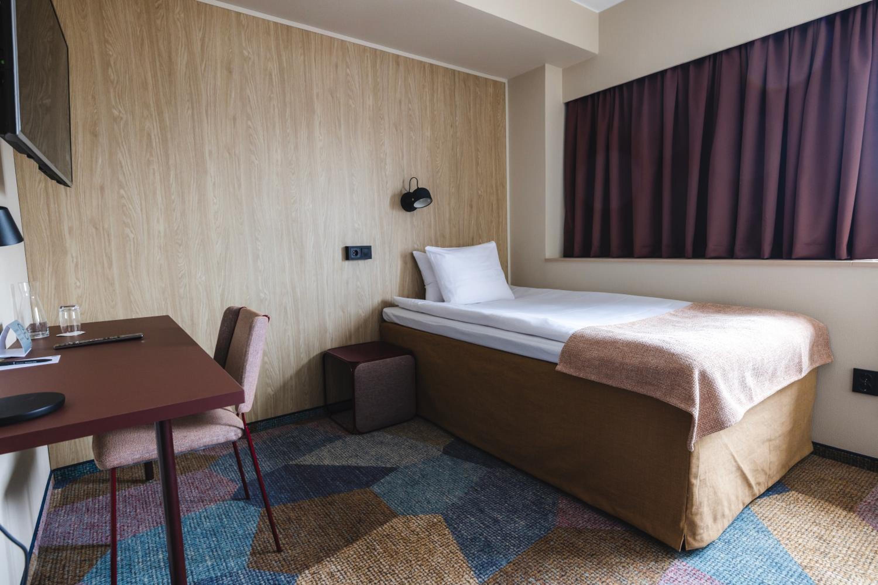 Compact Single Room photo 1