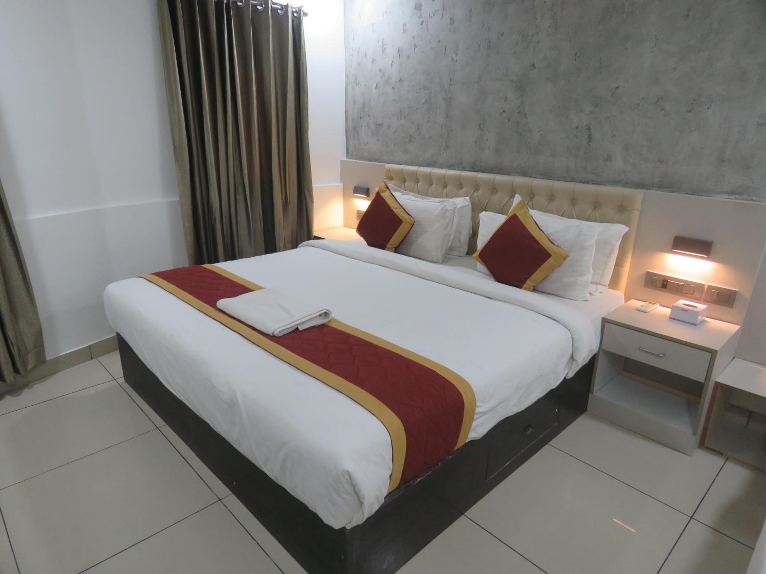 Deluxe Triple Room - Photo 20