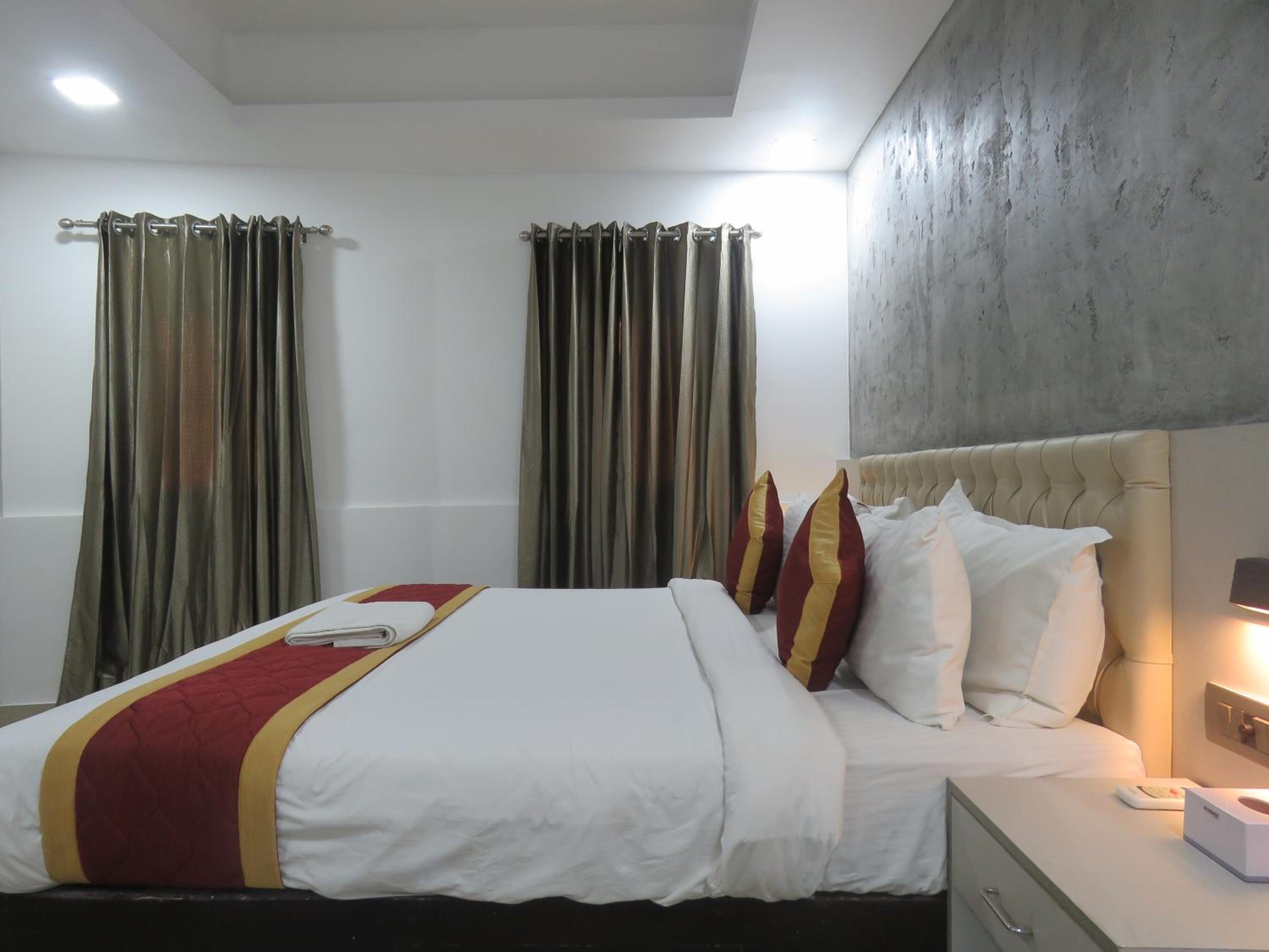Deluxe Triple Room - Photo 12