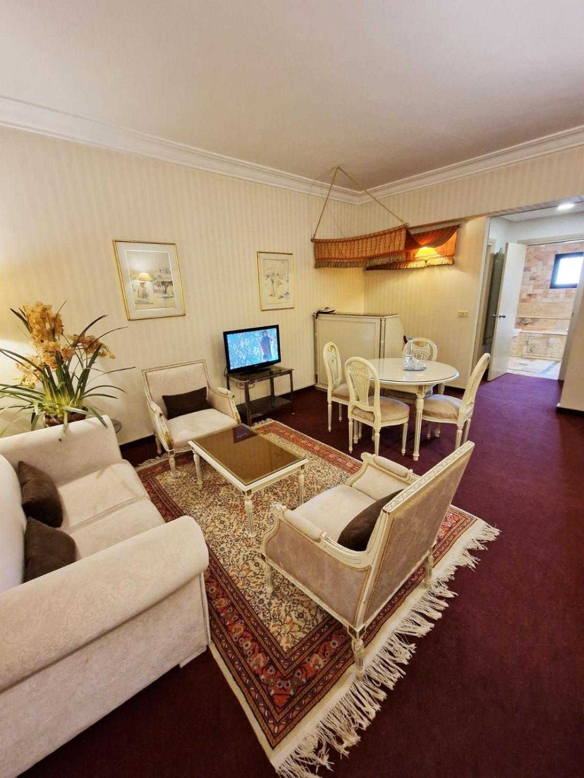 Family Suite thumbnail 5