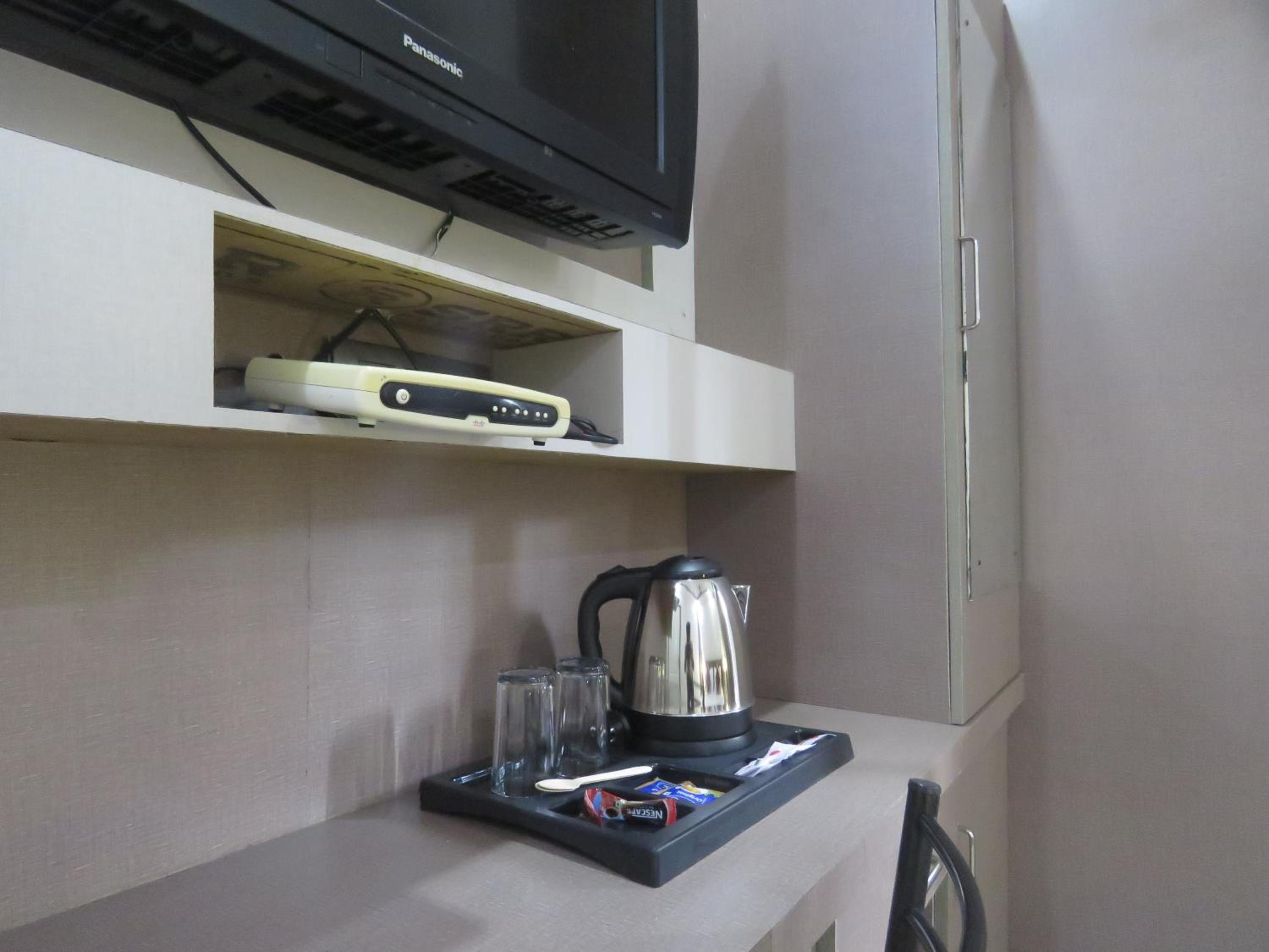 Deluxe Triple Room - Photo 7