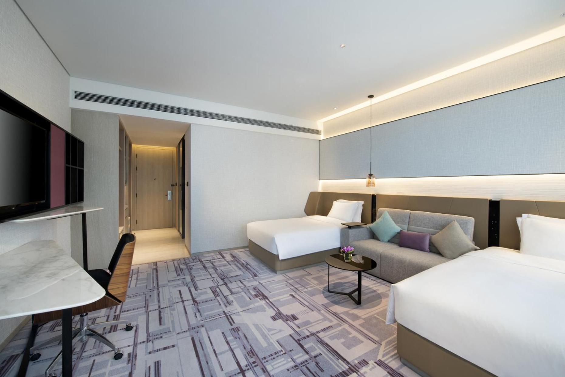 Standard Twin Room with Ocean View - Photo 1