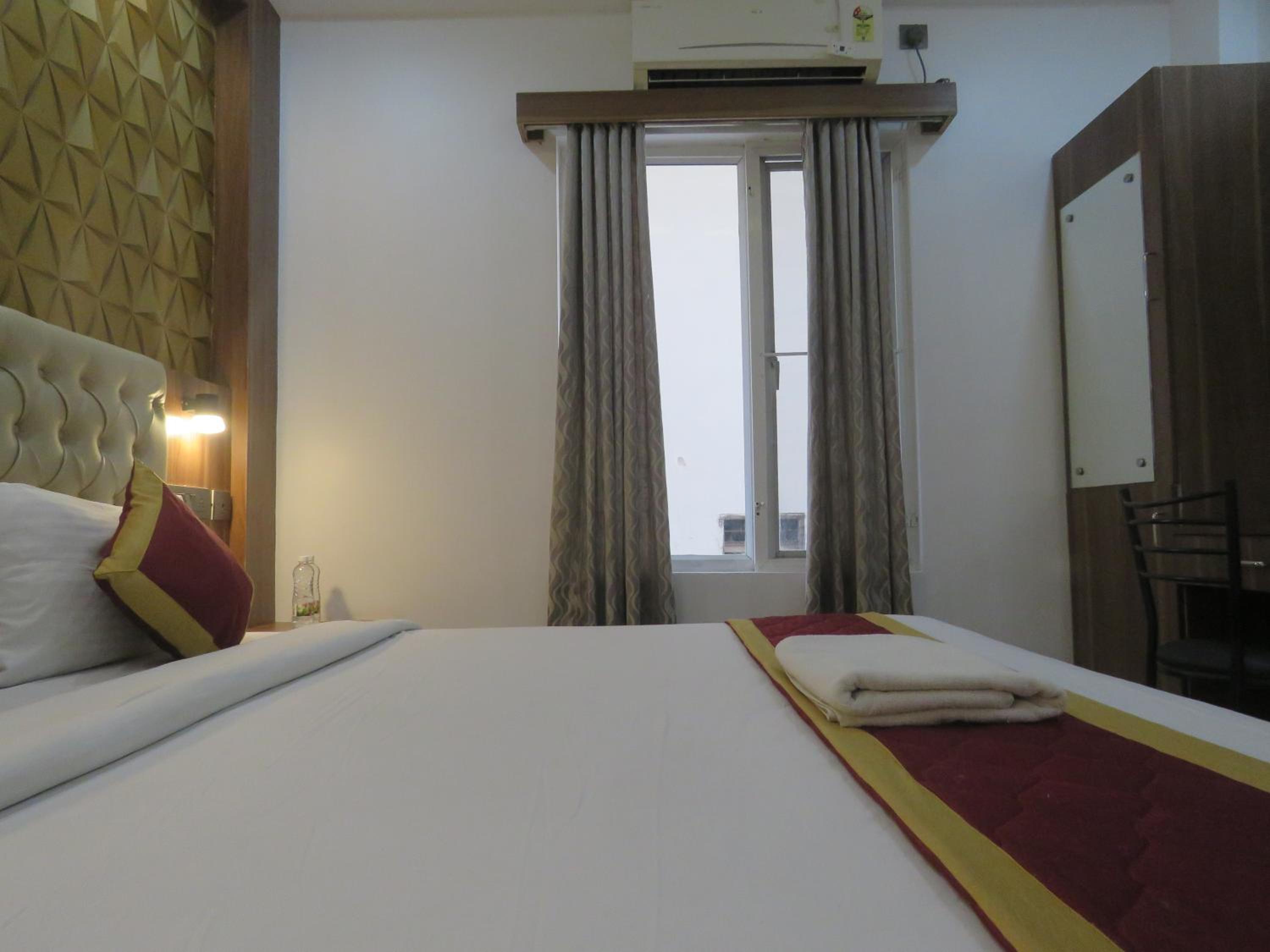Standard Double Room - Photo 4