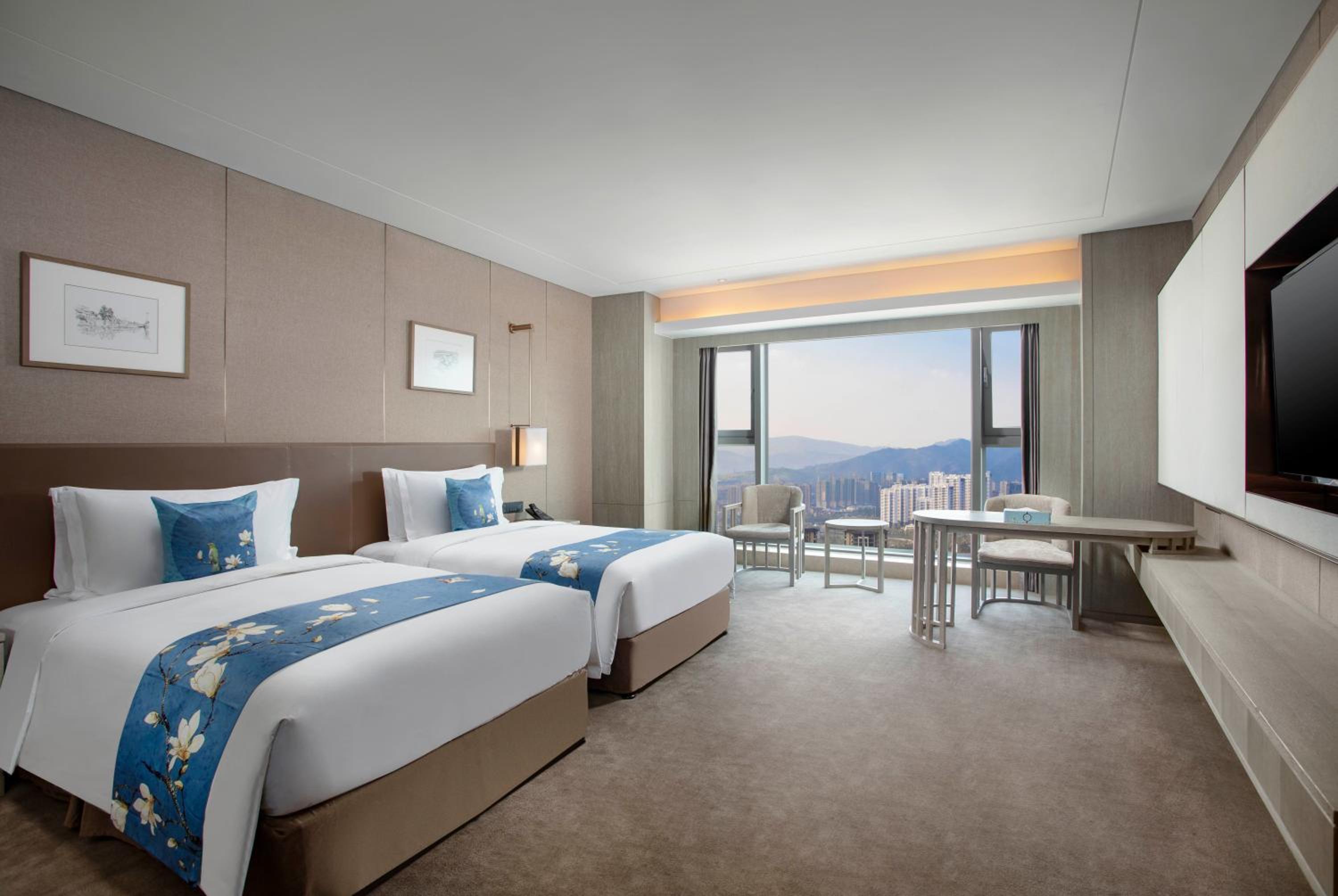 Deluxe Twin Room - Photo 2