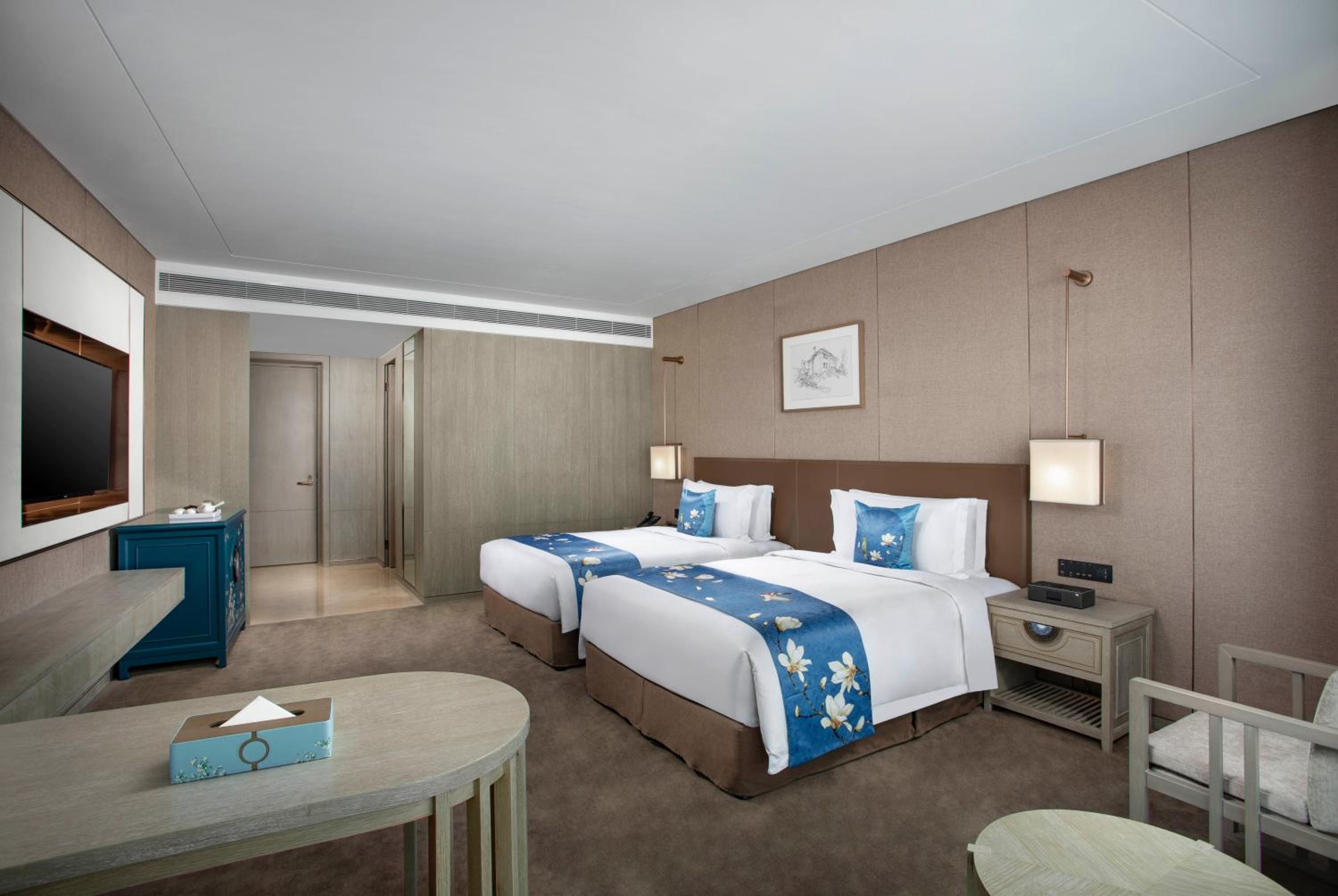 Executive Twin Room - Photo 2