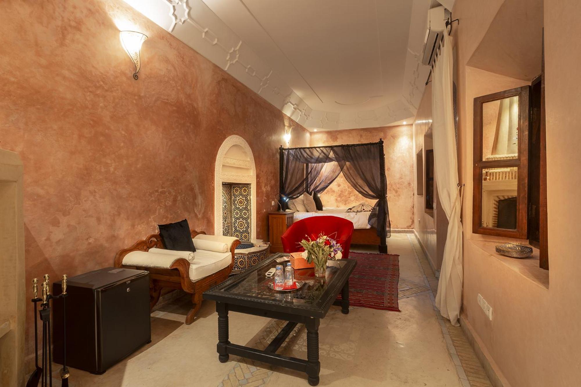Deluxe Suite - Photo 3