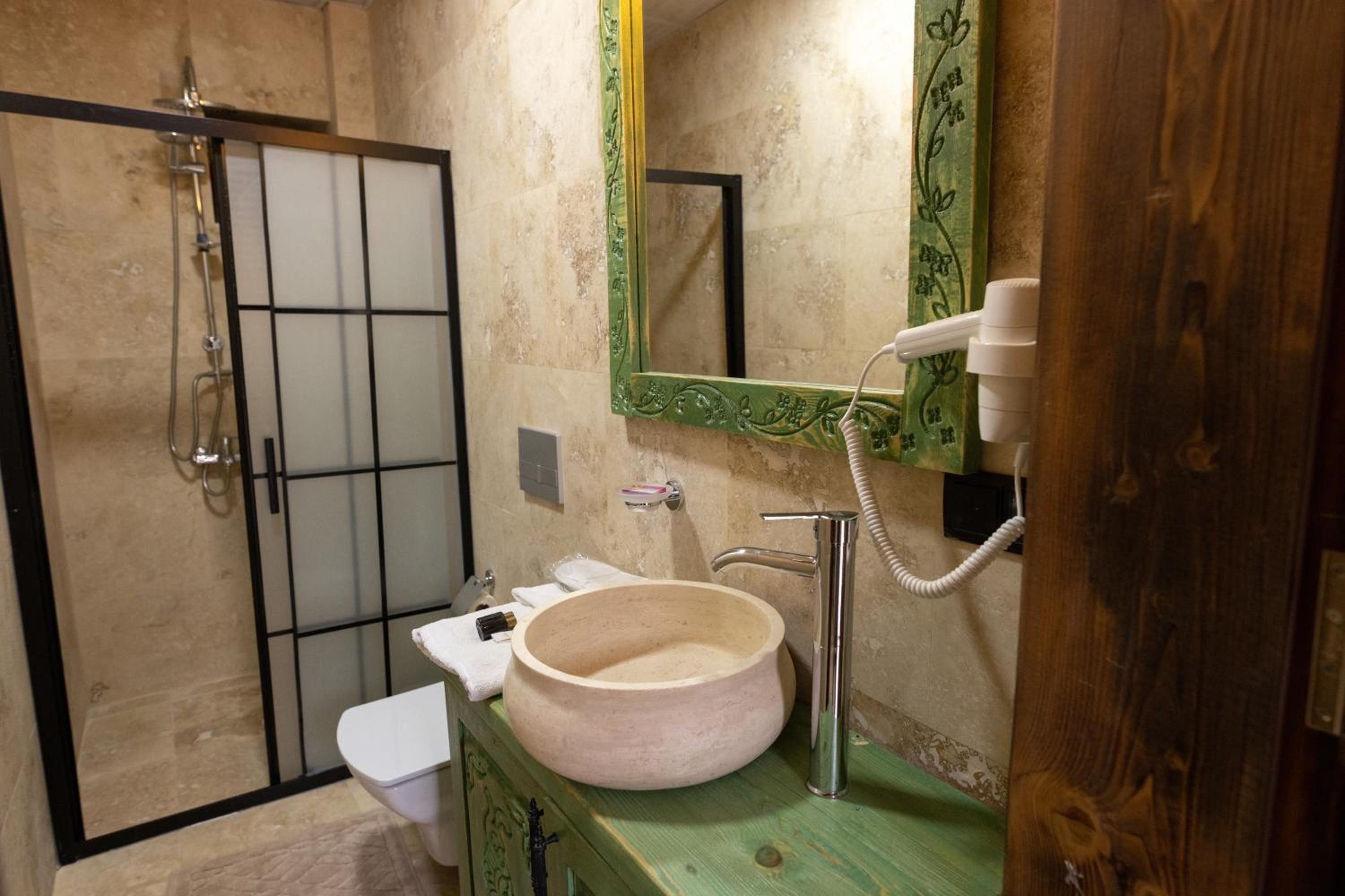 Executive Triple Room - Photo 10