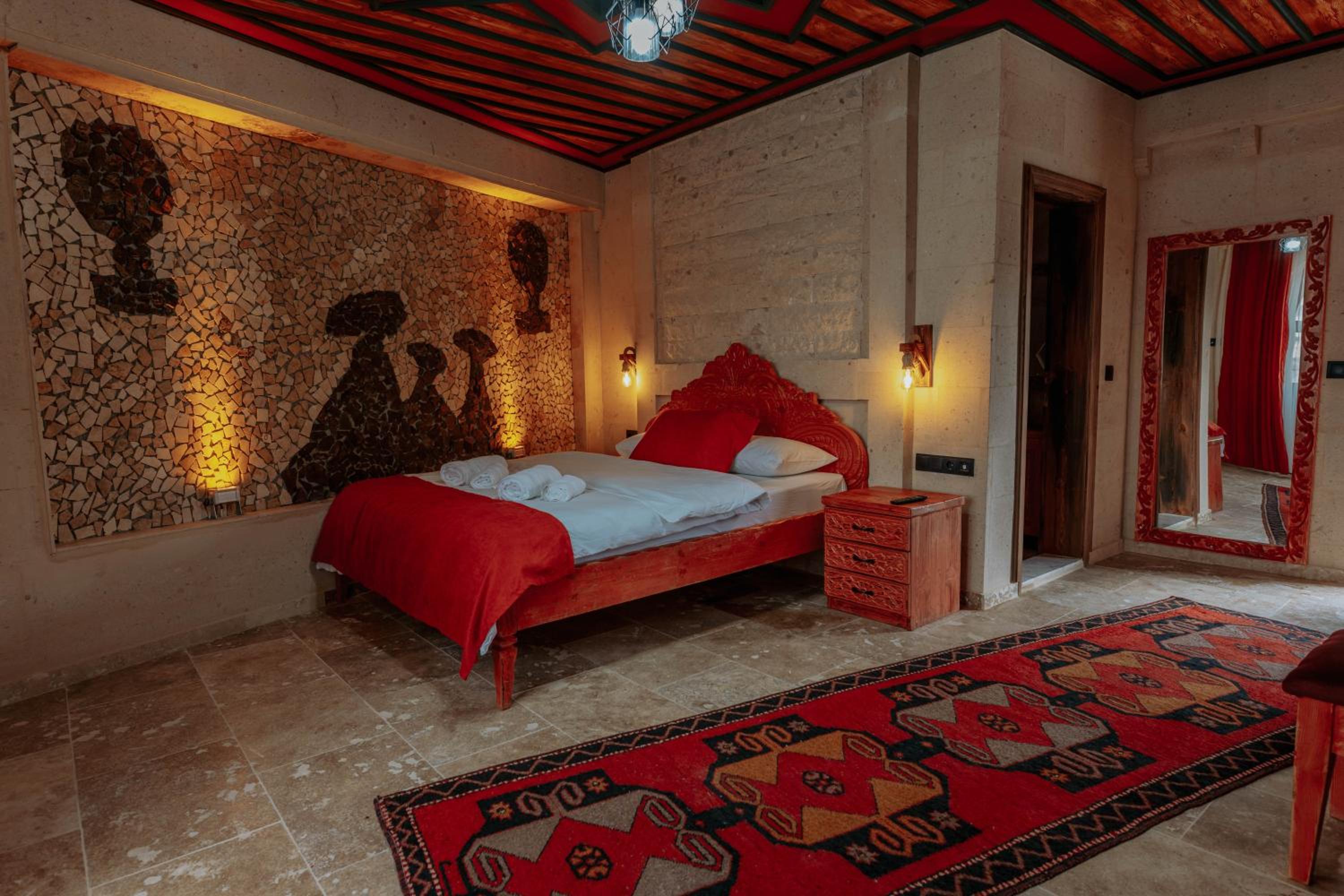 Triple Room with Balcony - Photo 27