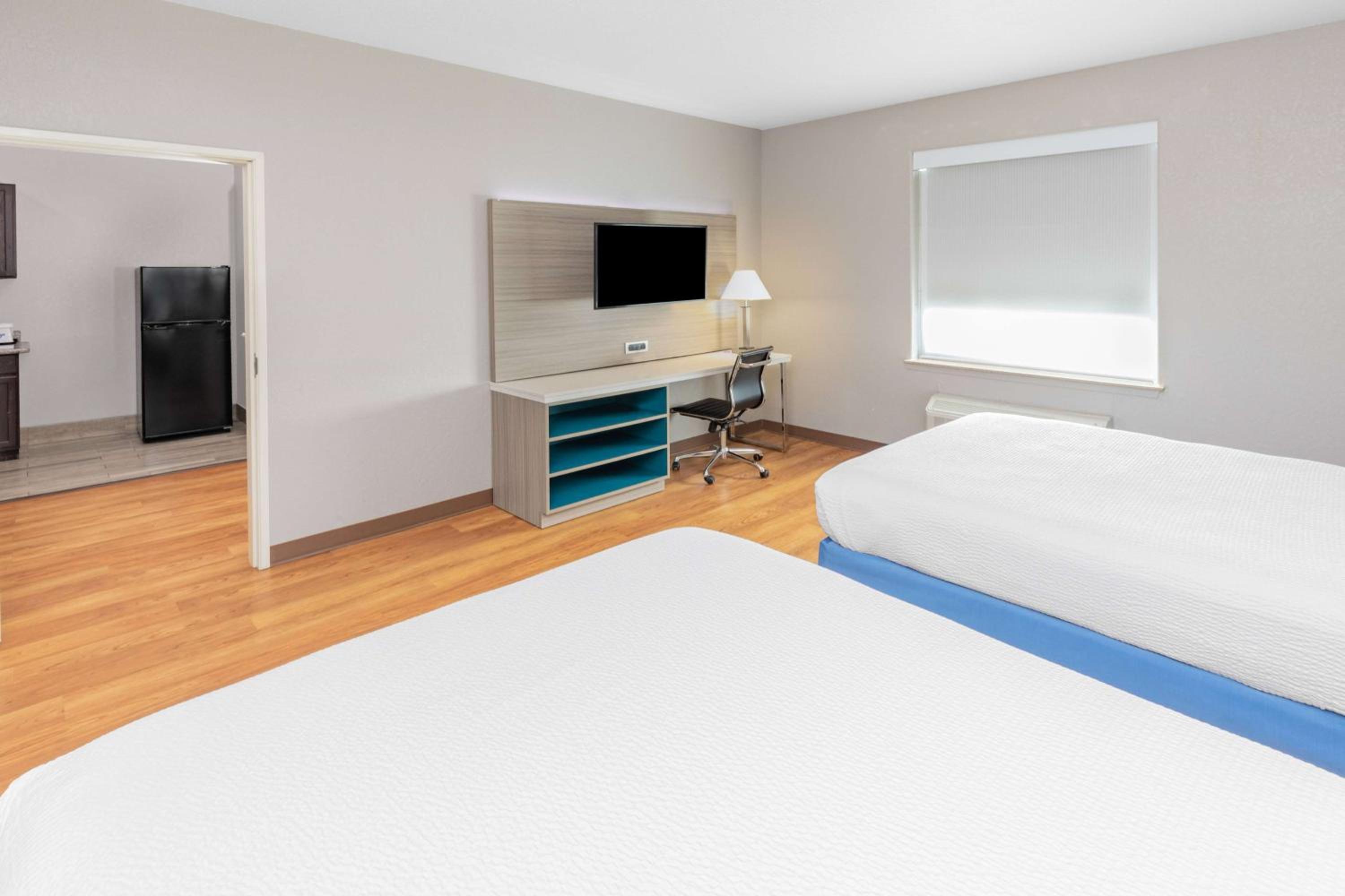 Two-Bedroom Suite - Non-Smoking - Photo 1