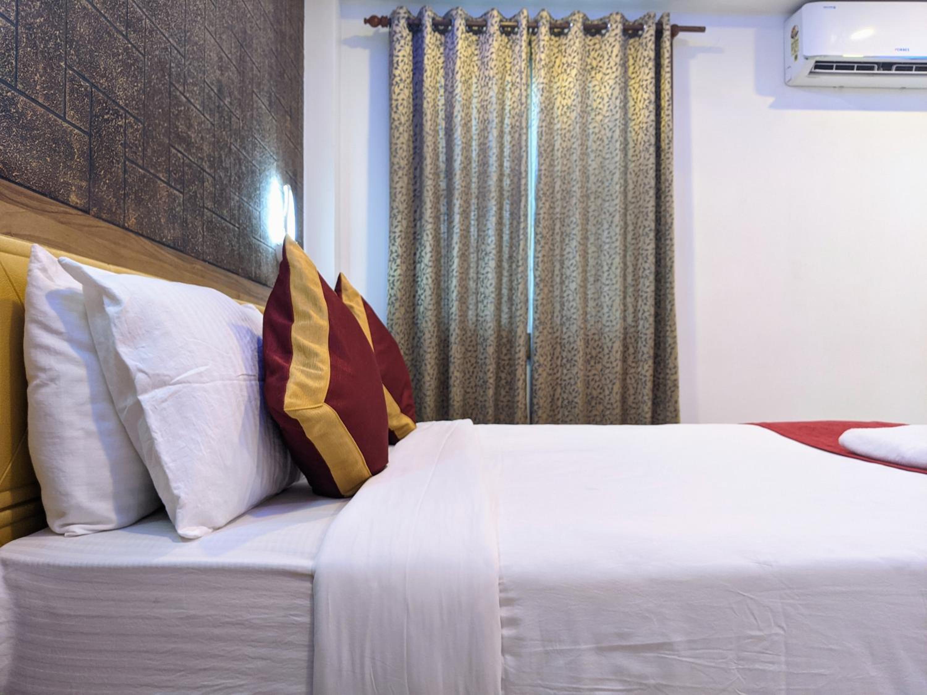 Deluxe Double Room - Photo 4