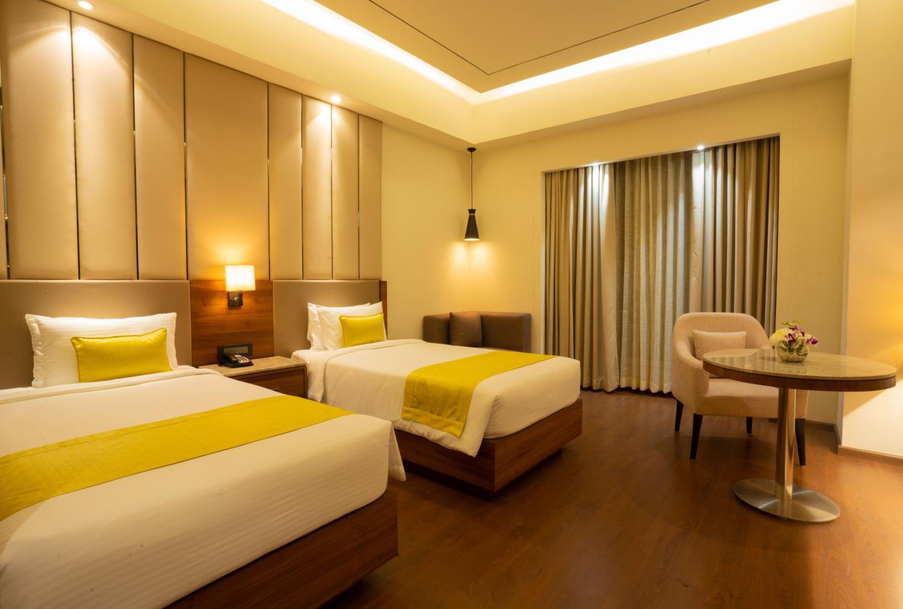 Deluxe Double Room - Photo 8