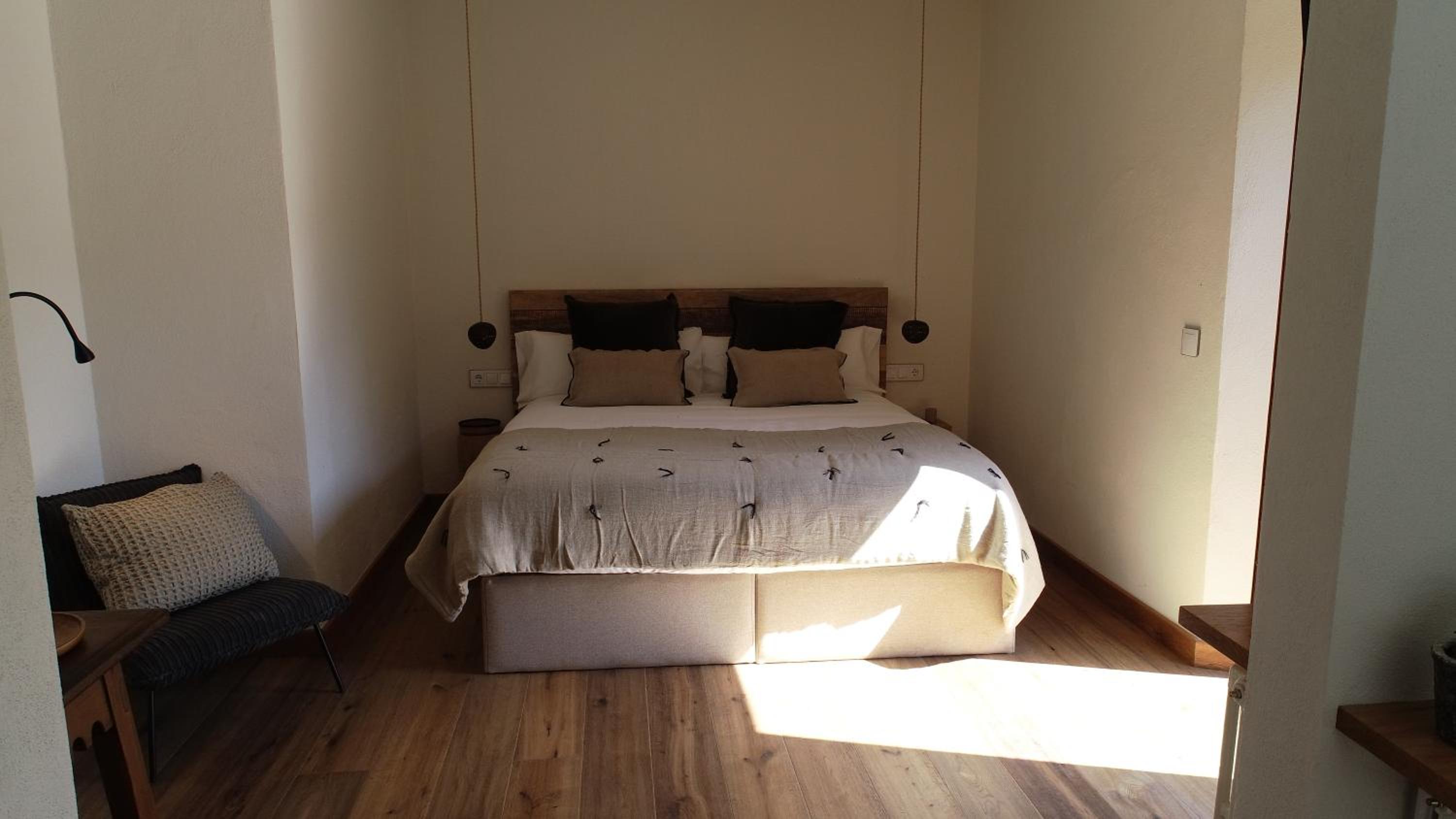 Deluxe Double Room photo 3