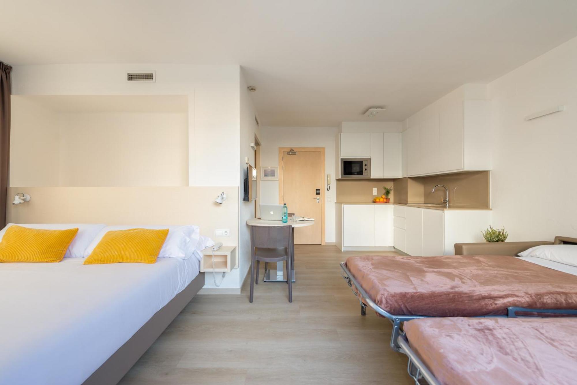 Superior  Apartment with Terrace photo 3