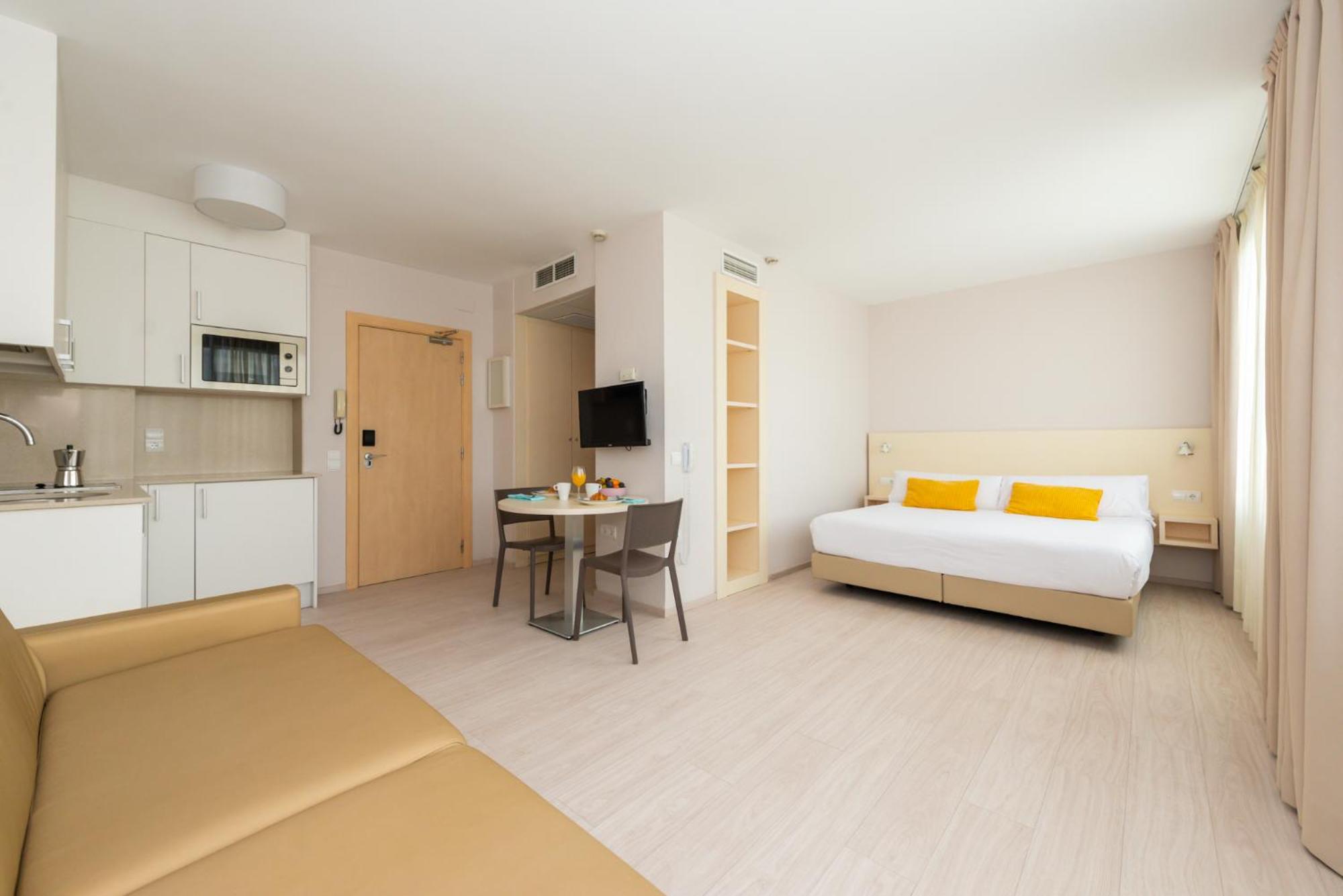 Superior Apartment with Sea View - Photo 7