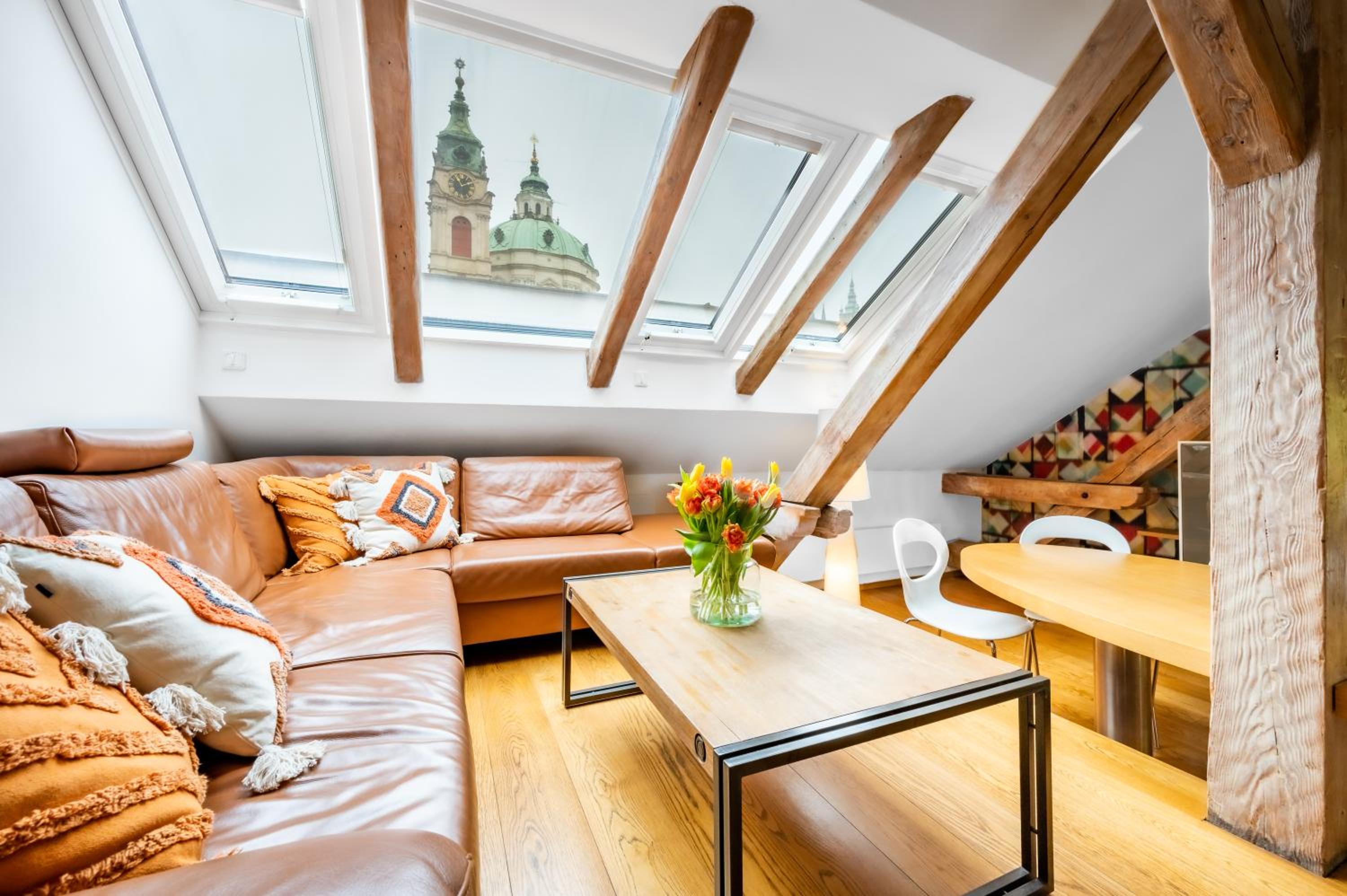 Penthouse Apartment (4 Adults)