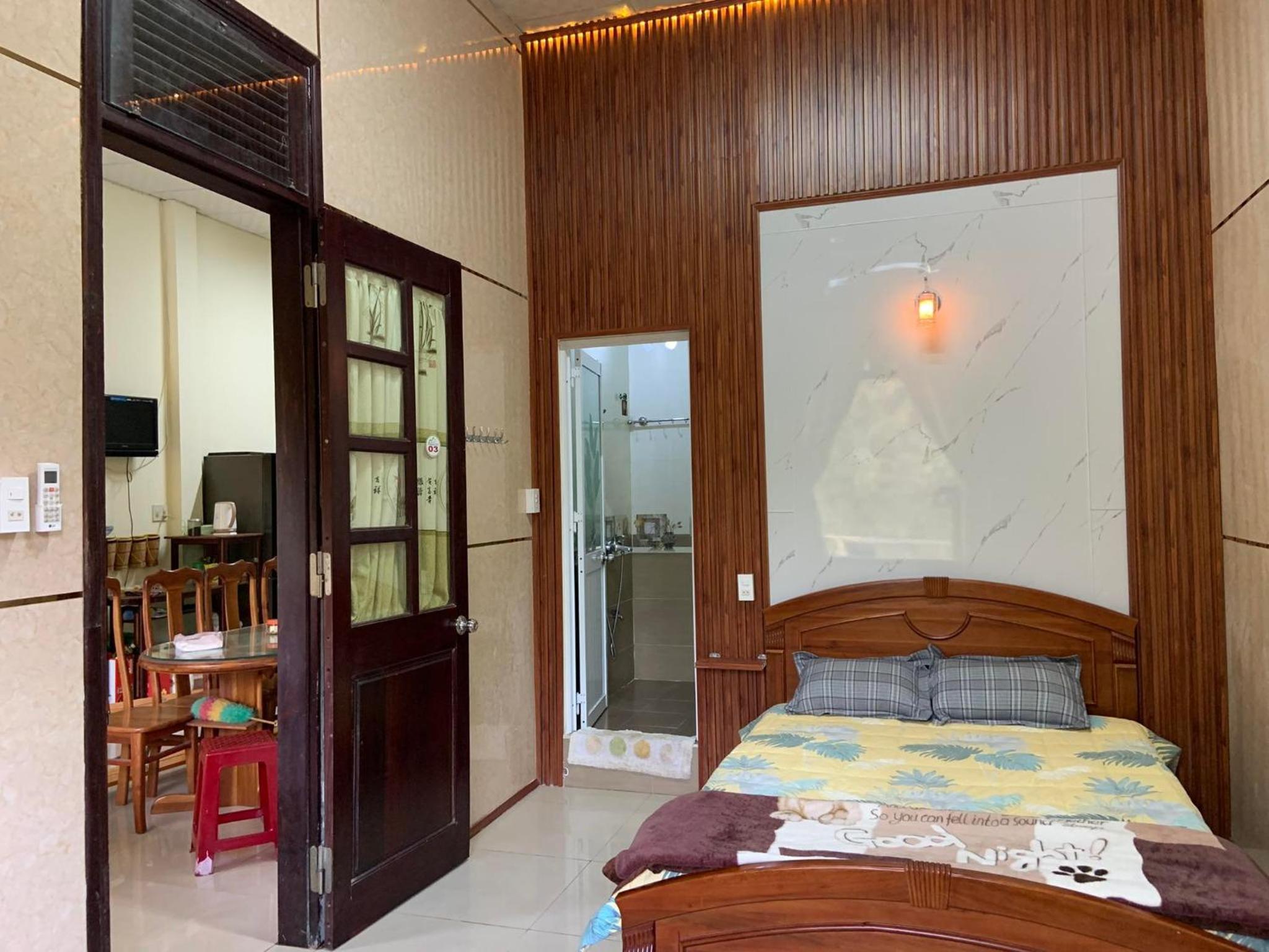 Double Room With Lake View - Photo 14