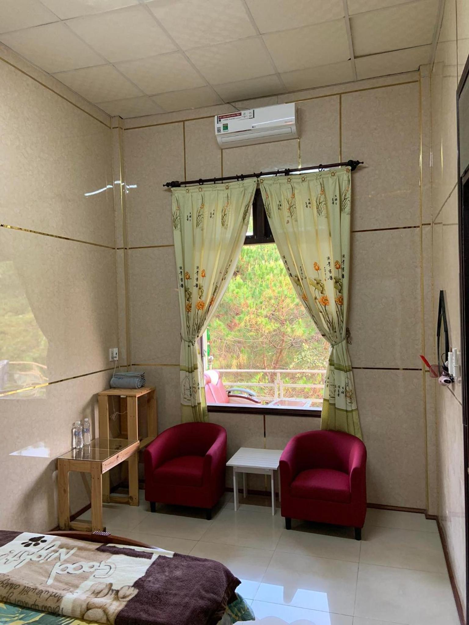 Double Room With Lake View - Photo 1