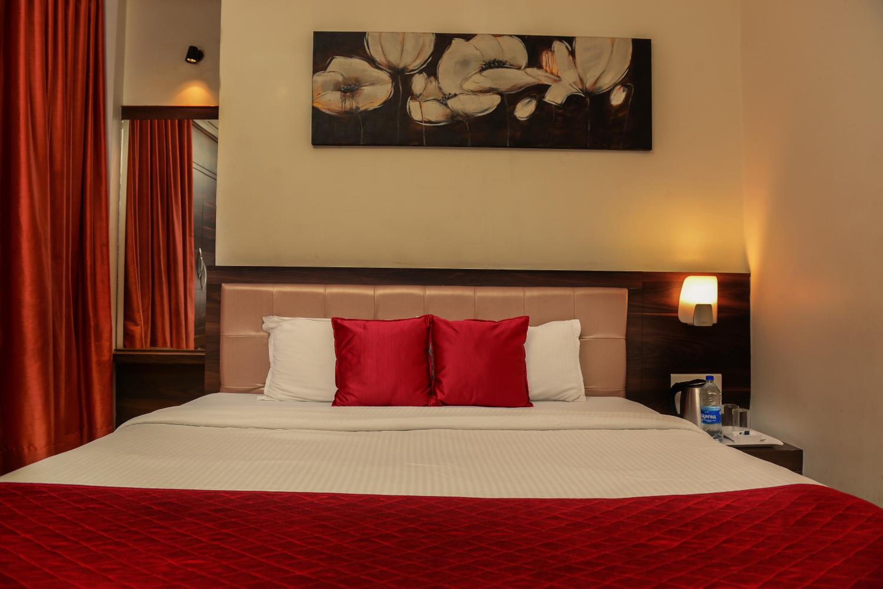 Deluxe Double Room - Photo 7