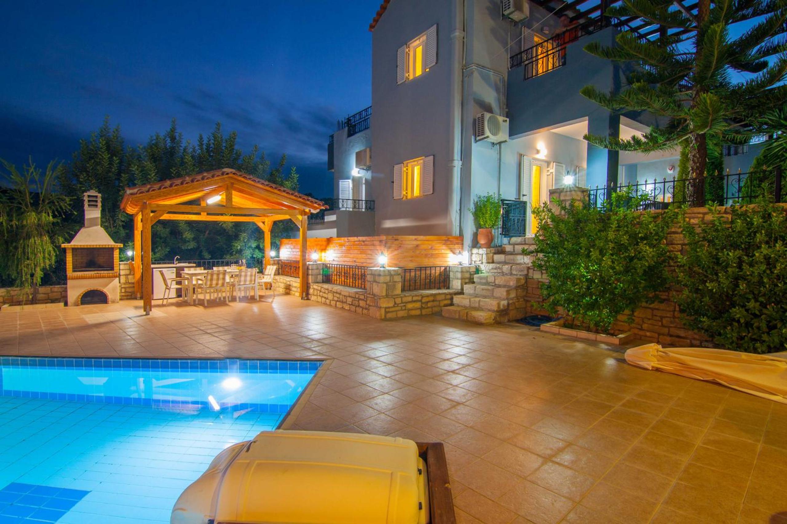 Villa with Private Pool photo 3