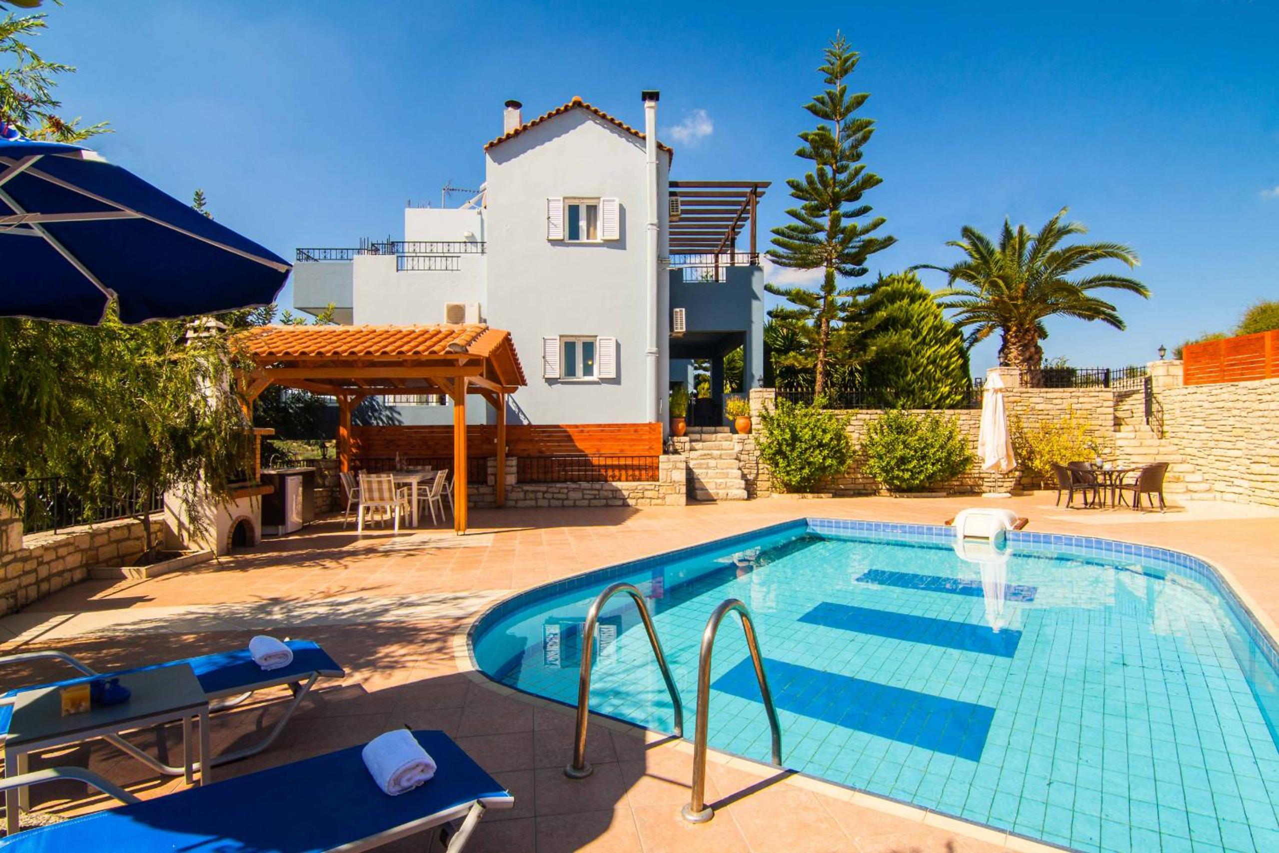 Villa with Private Pool photo 2